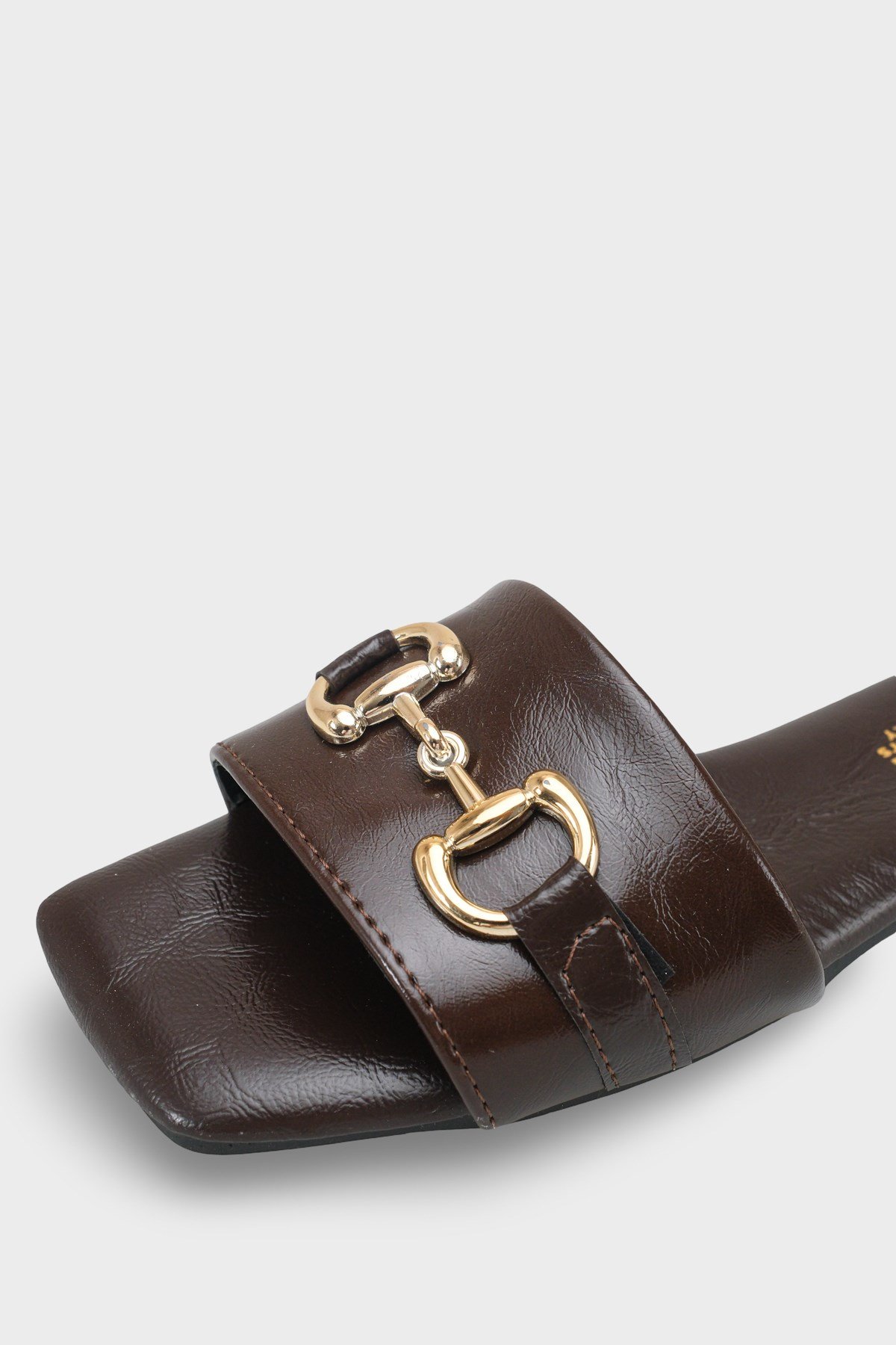 Capone Outfitters 2642 Women Brown Sandal