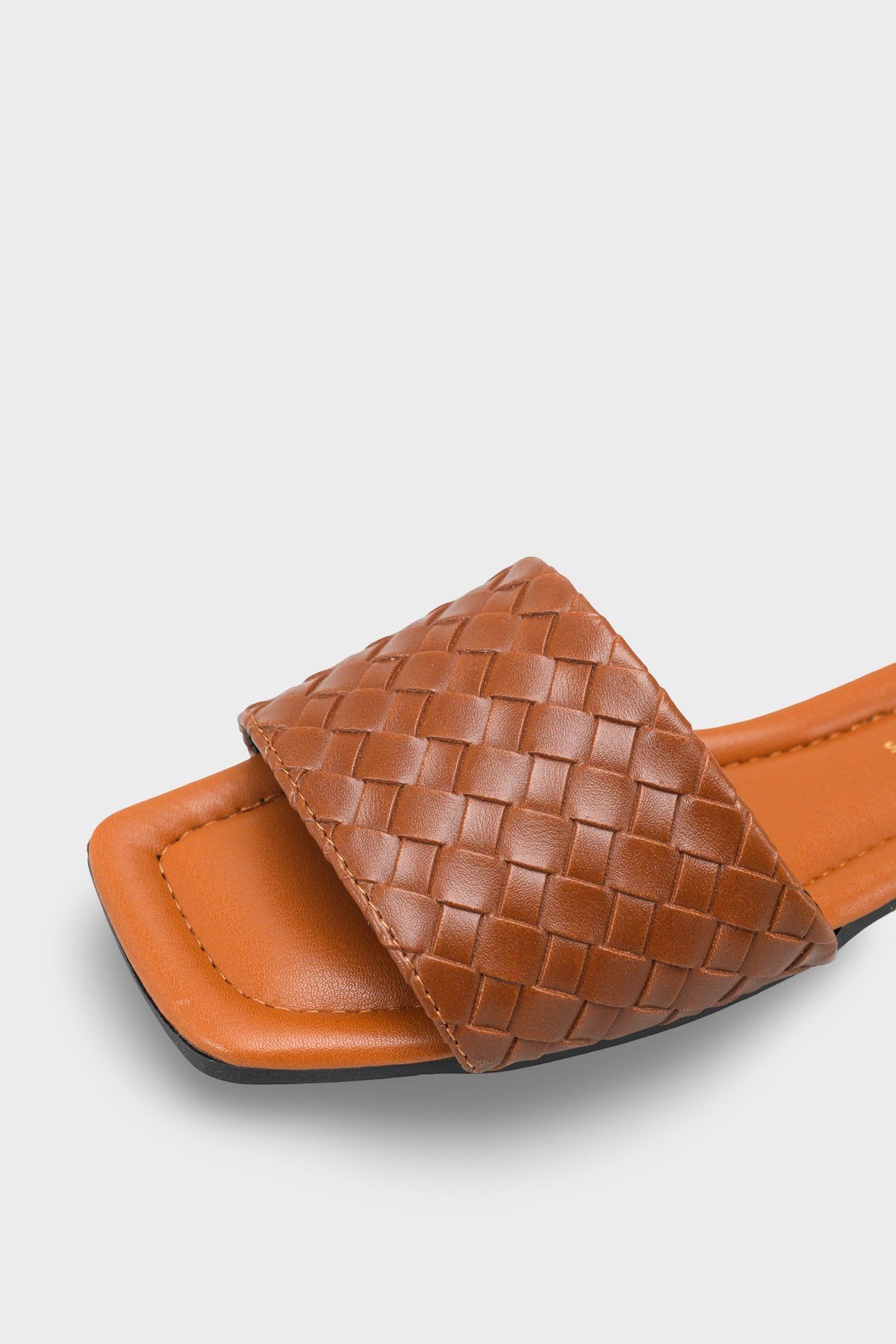 Capone Outfitters 2643 Women Tan Sandal