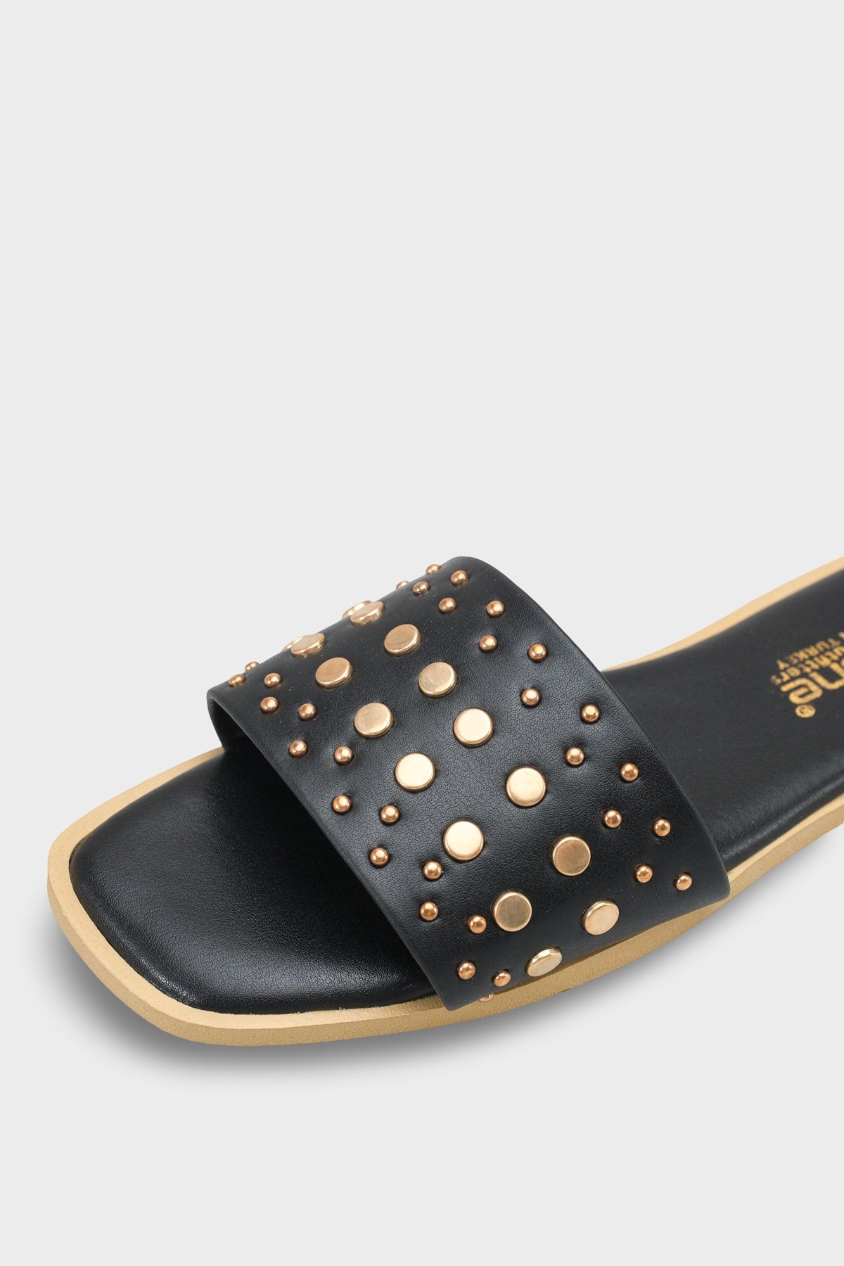 Capone Outfitters 2644 Women Black Sandal
