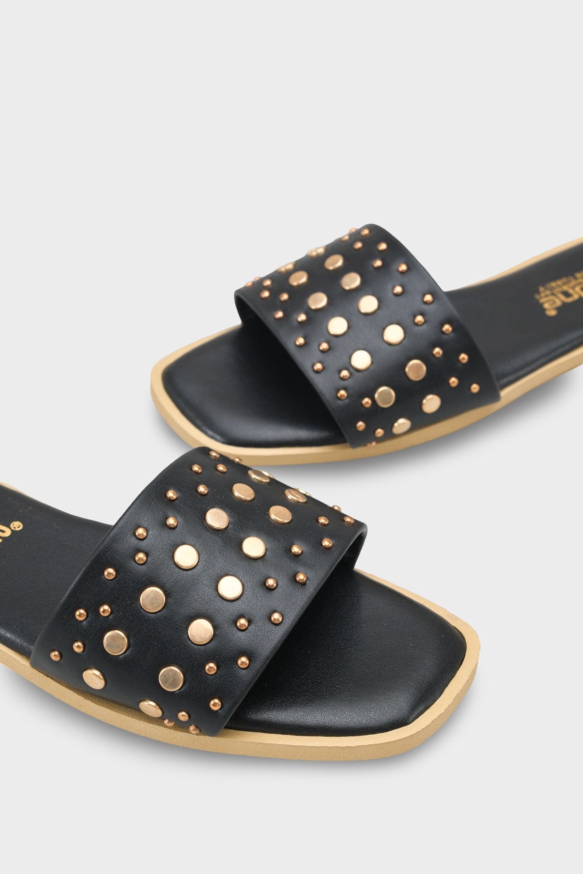 Capone Outfitters 2644 Women Black Sandal