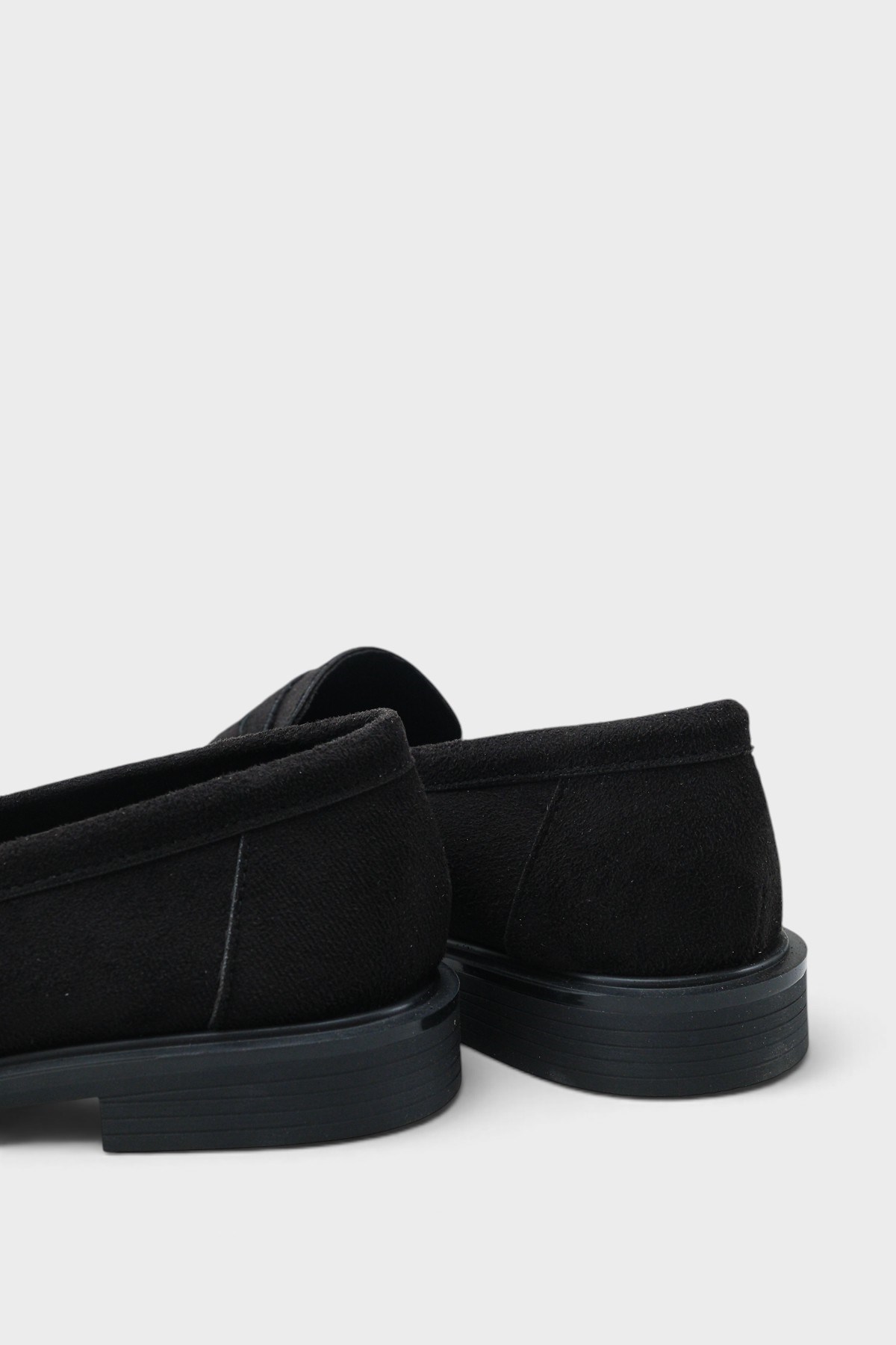 Capone Outfitters 401 Women Sued Black Loafer