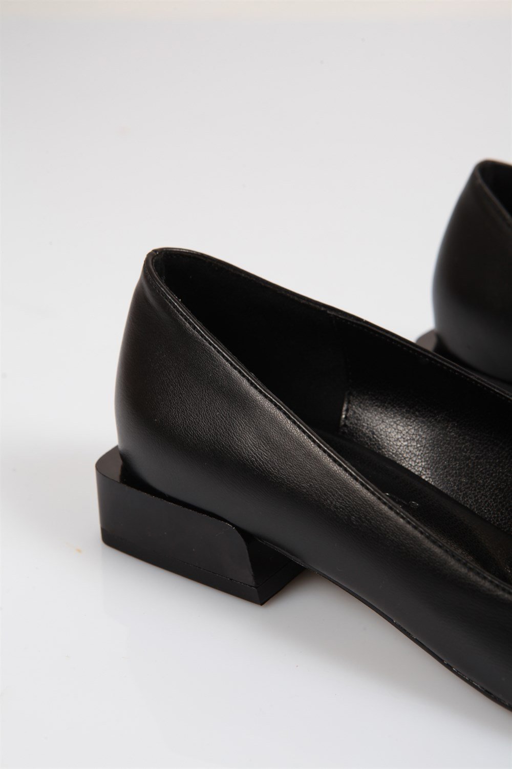 Capone Outfitters 5463623 Women Black Ballerina