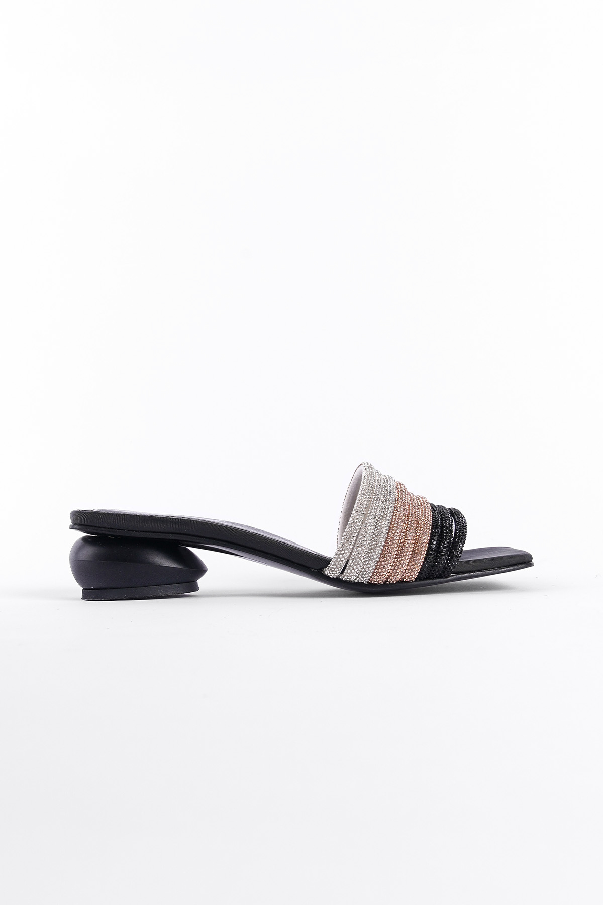 Capone Outfitters 6010 Women Black Sandal