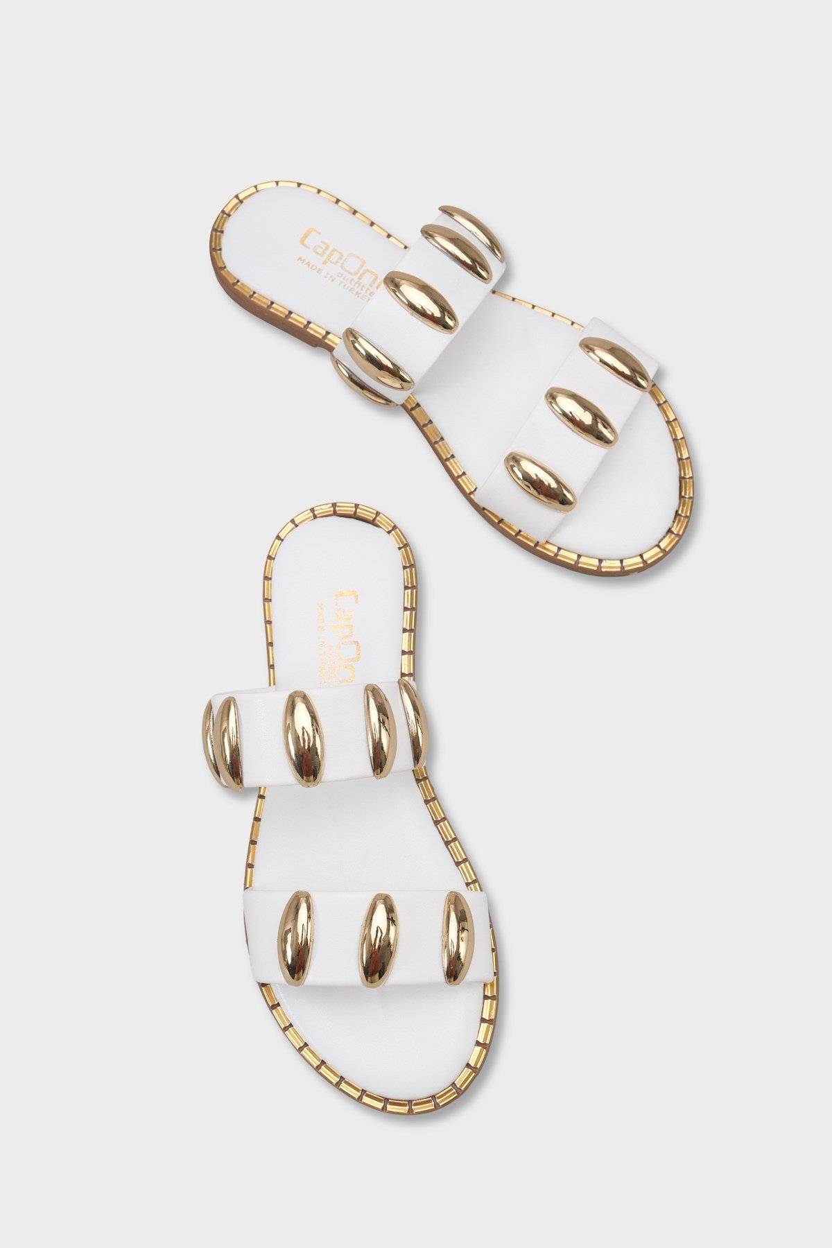 Capone Outfitters 605 Women White Sandal