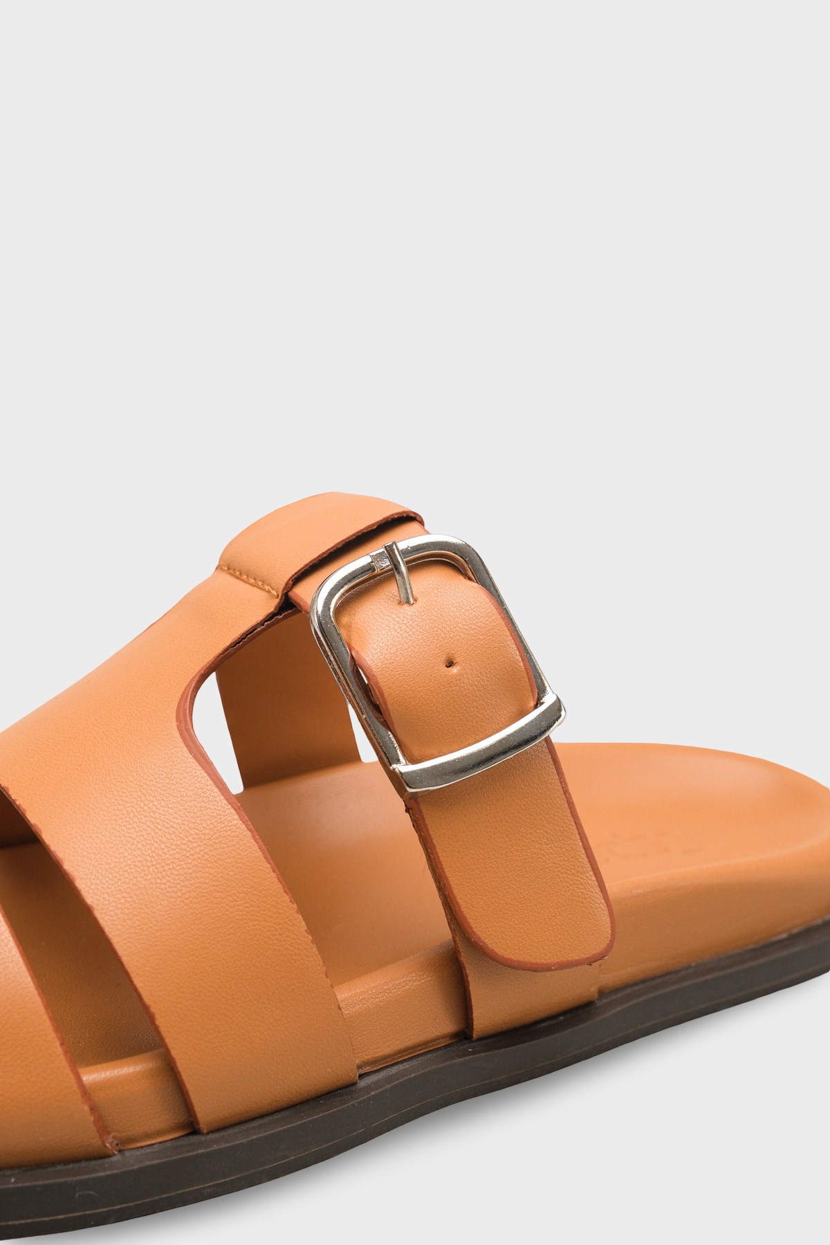 Capone Outfitters 6100 Women Tan Sandal