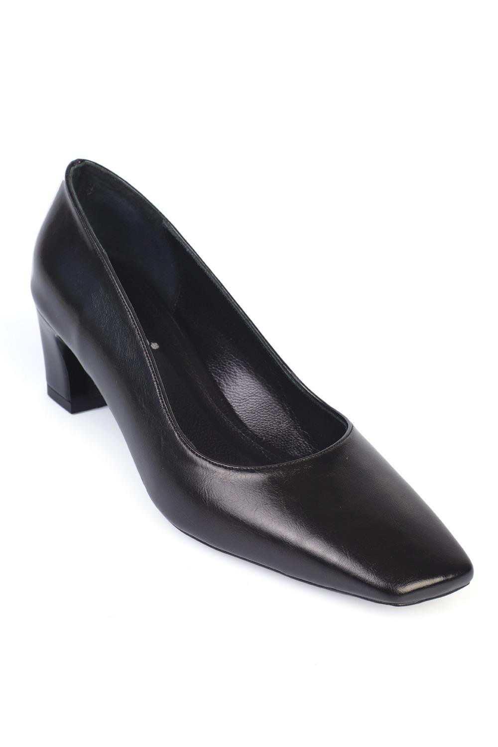 Capone Outfitters 8007 Women Black Heeled