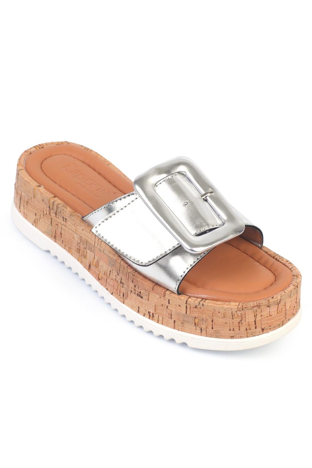 Capone Outfitters 83 Women Metallic Silver Sandal