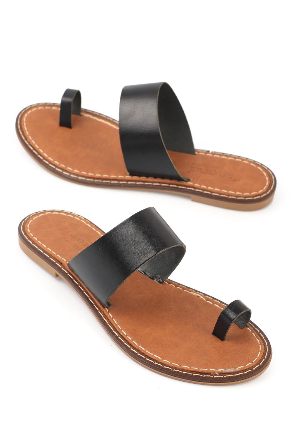 Capone Outfitters 846 Women Black Sandal