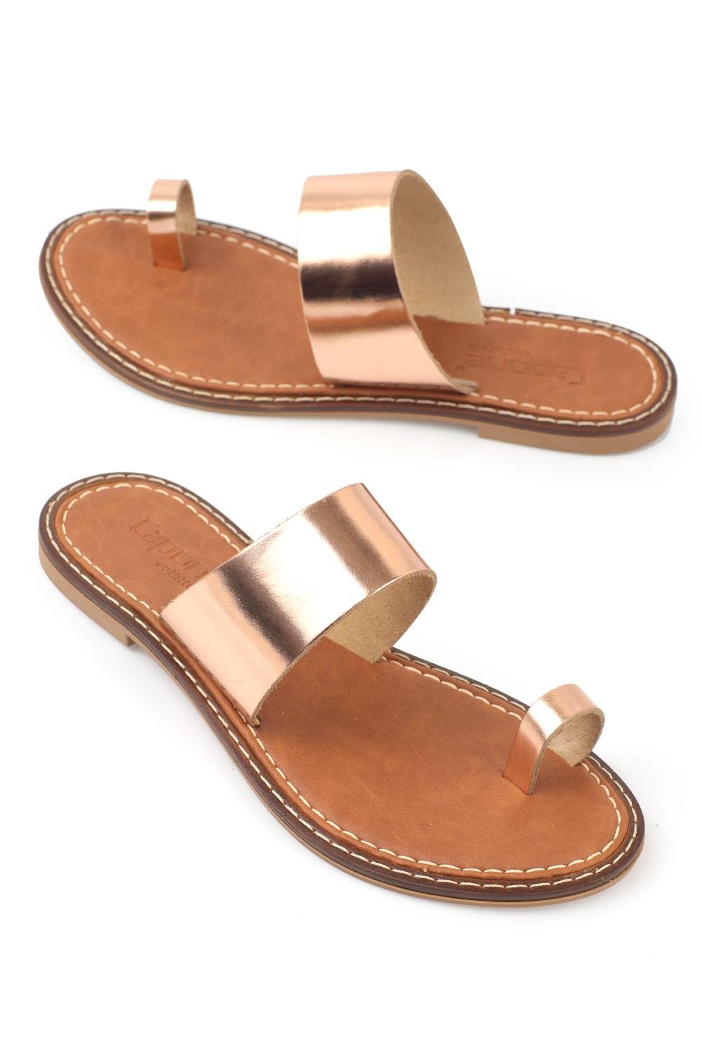 Capone Outfitters 846 Women Rose Sandal