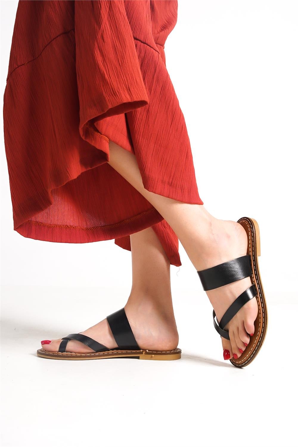Capone Outfitters 847 Women Black Sandal
