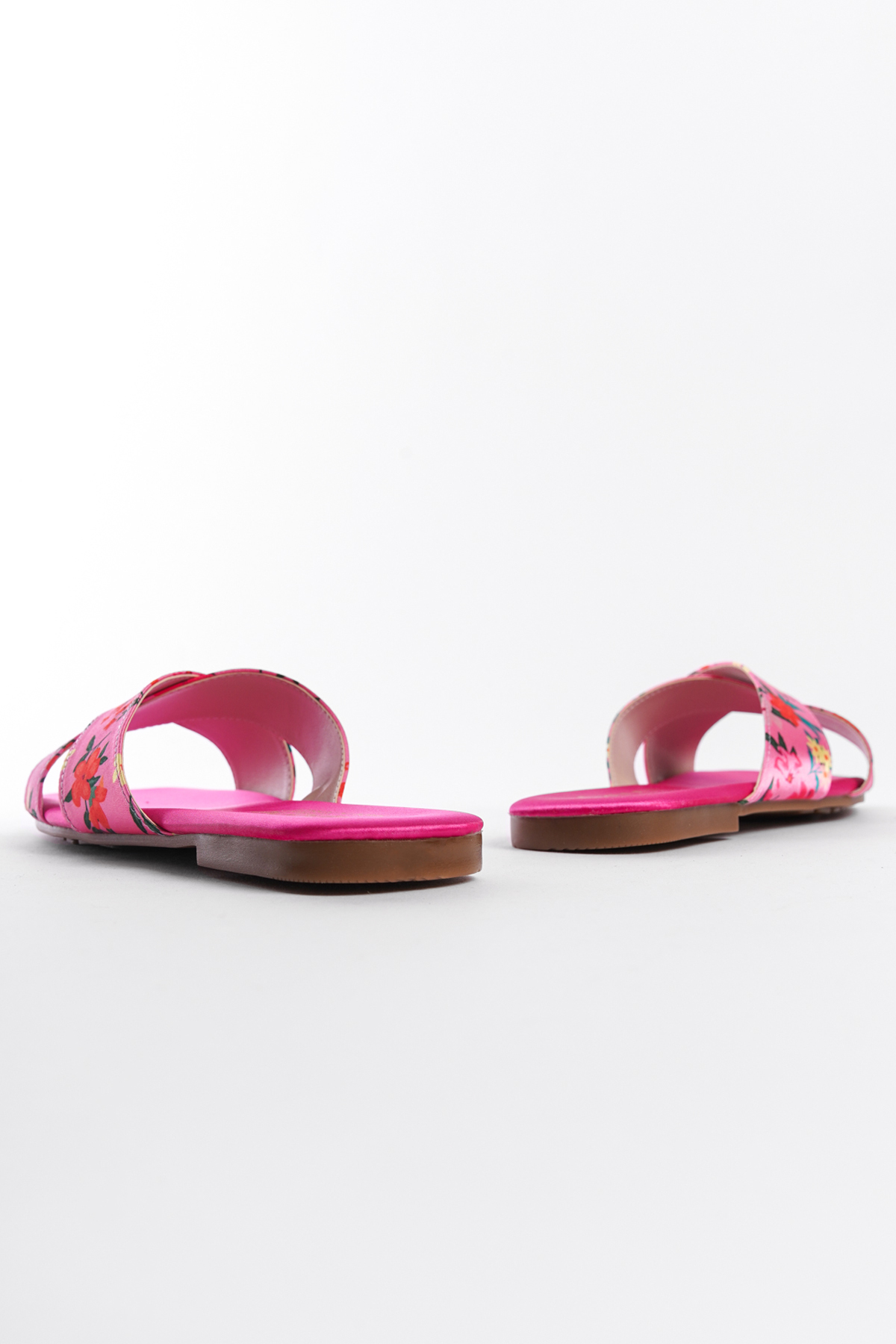 Capone Outfitters 8610 Women Fuchsia Sandal