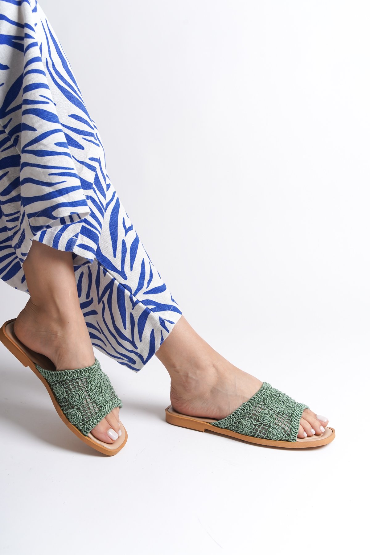 Capone Outfitters 970 Women Mint Green Sandal