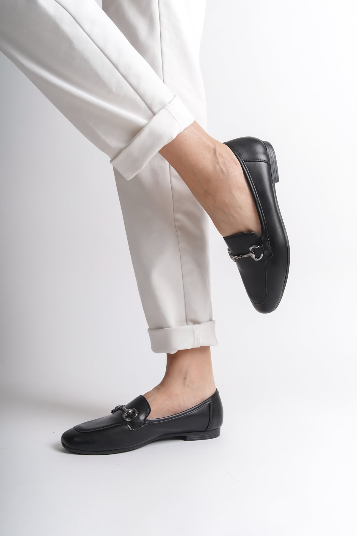 Capone Outfitters B22 Women Black Ballerina
