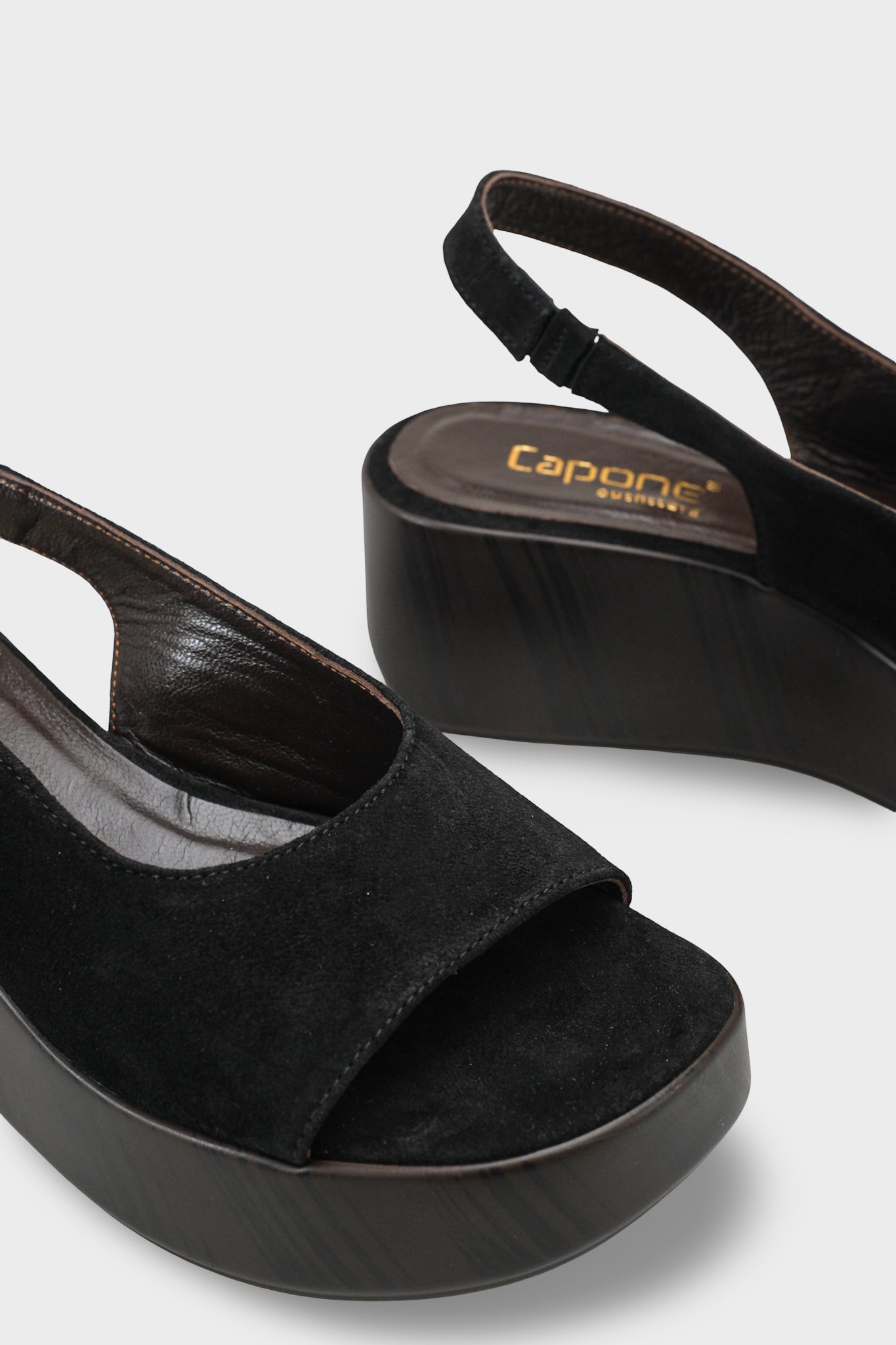 Capone Outfitters D103 Women Sued Black Sandal