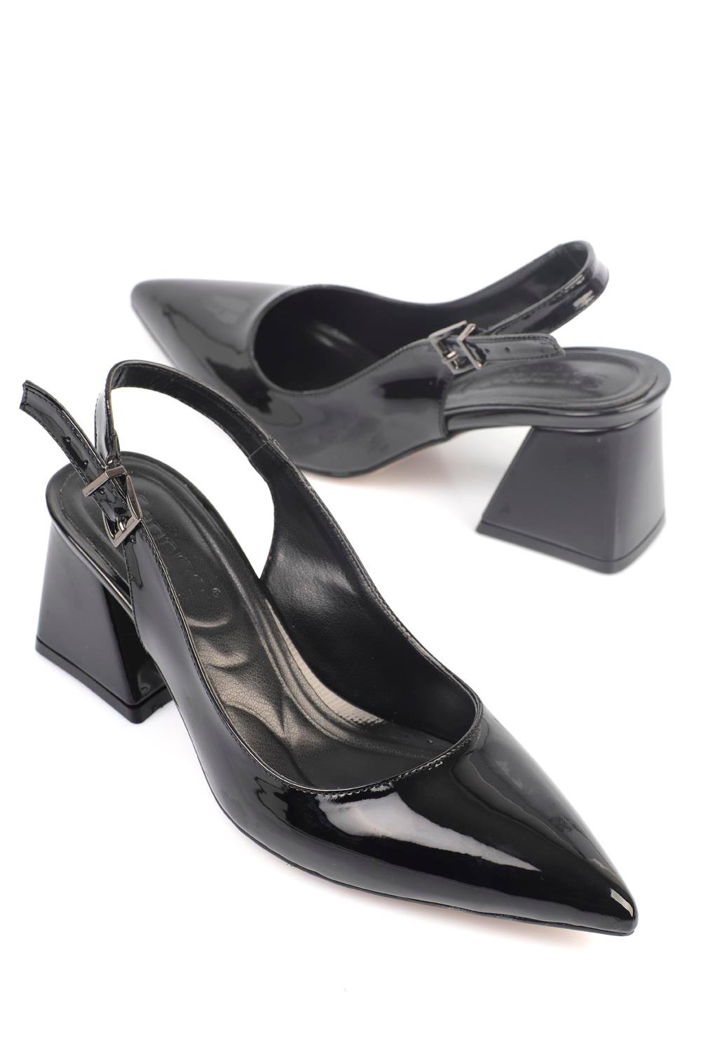 Capone Outfitters F100 Women Black Heeled