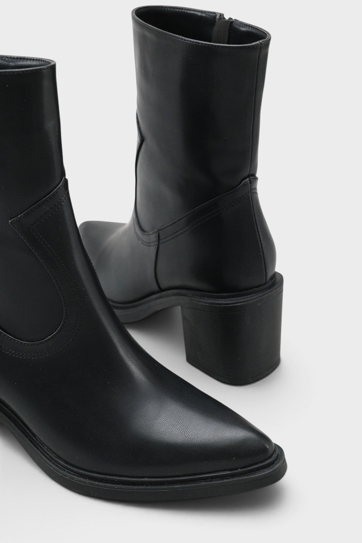 Capone Outfitters K104 Women Black Boot