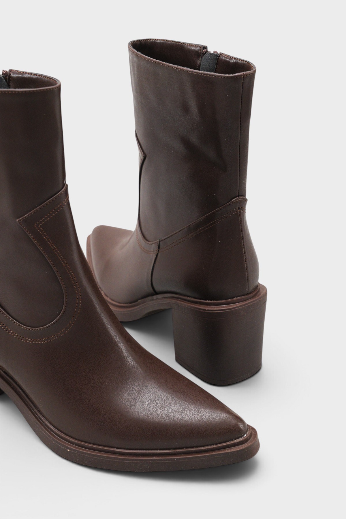Capone Outfitters K104 Women Brown Boot
