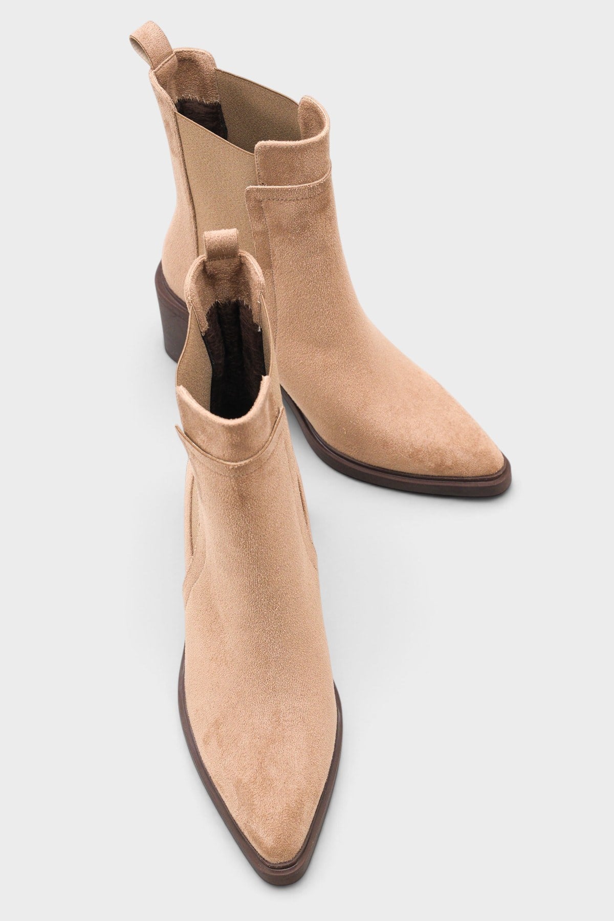 Capone Outfitters K105 Women Sued Mink Boot