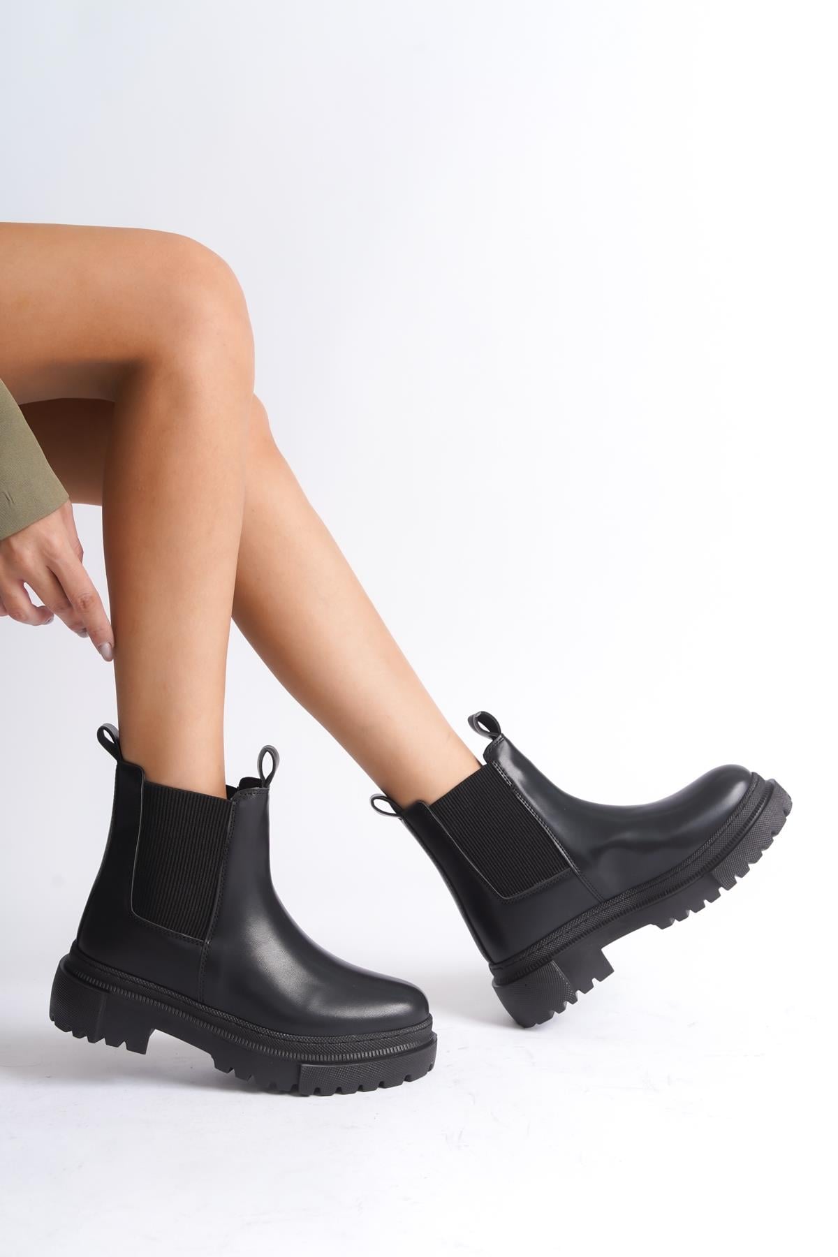 Capone Outfitters K30 Women Black Boot