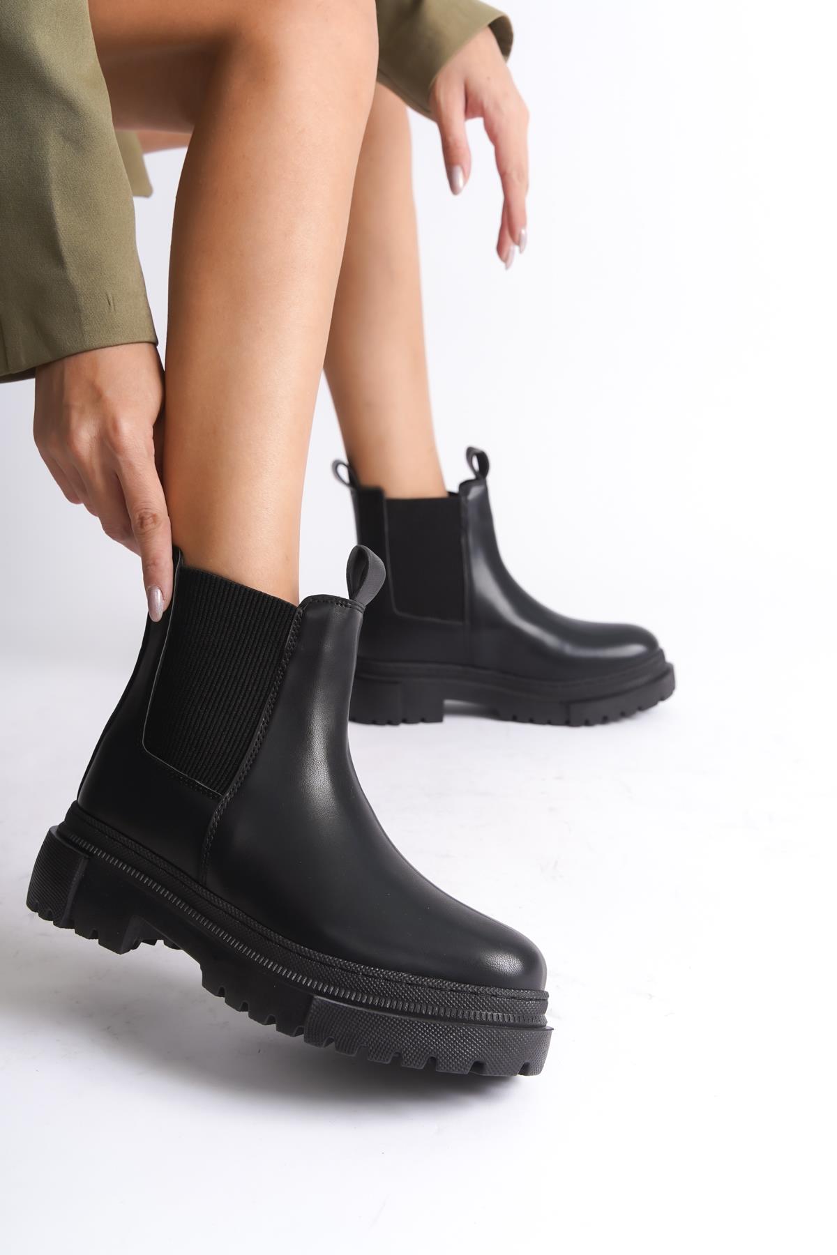 Capone Outfitters K30 Women Black Boot