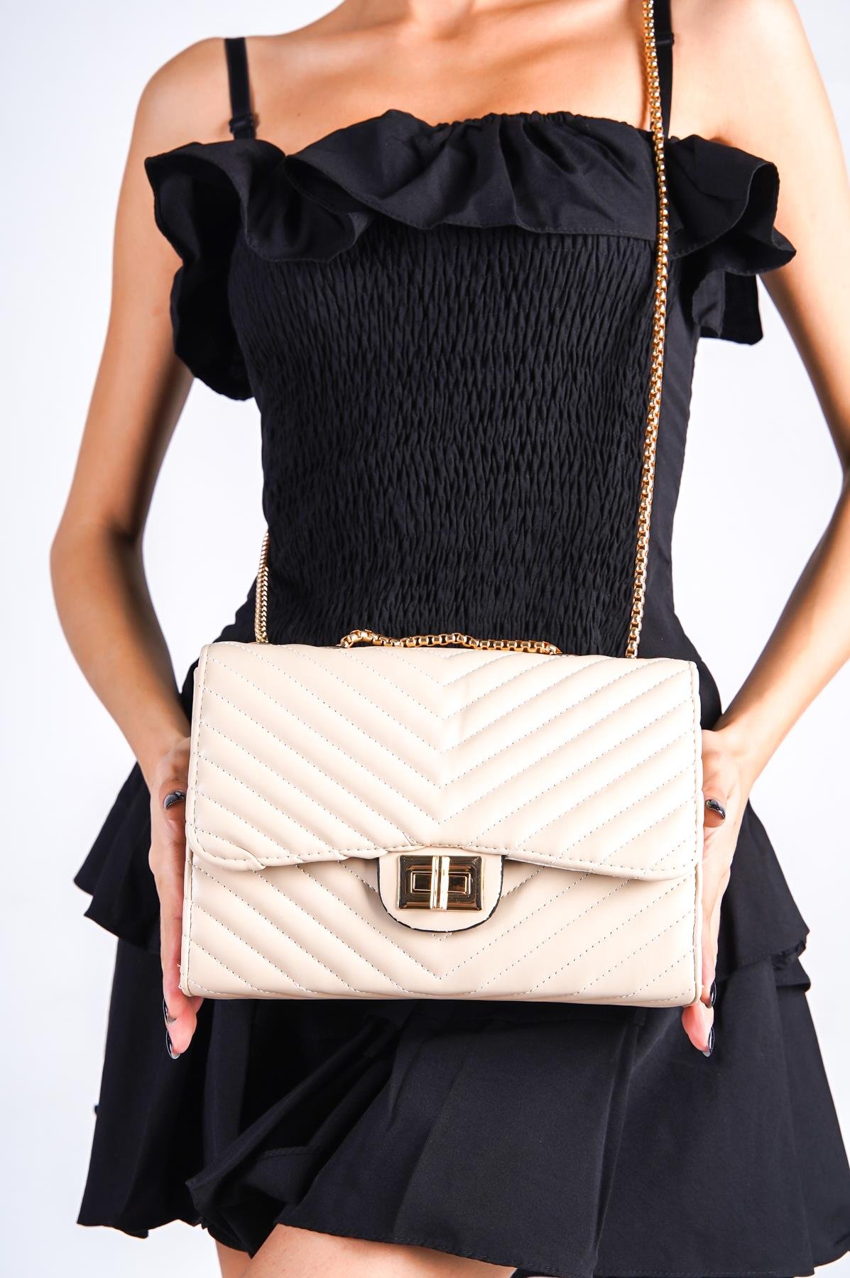 Capone Outfitters LND01 Women Beige Shoulder Bag