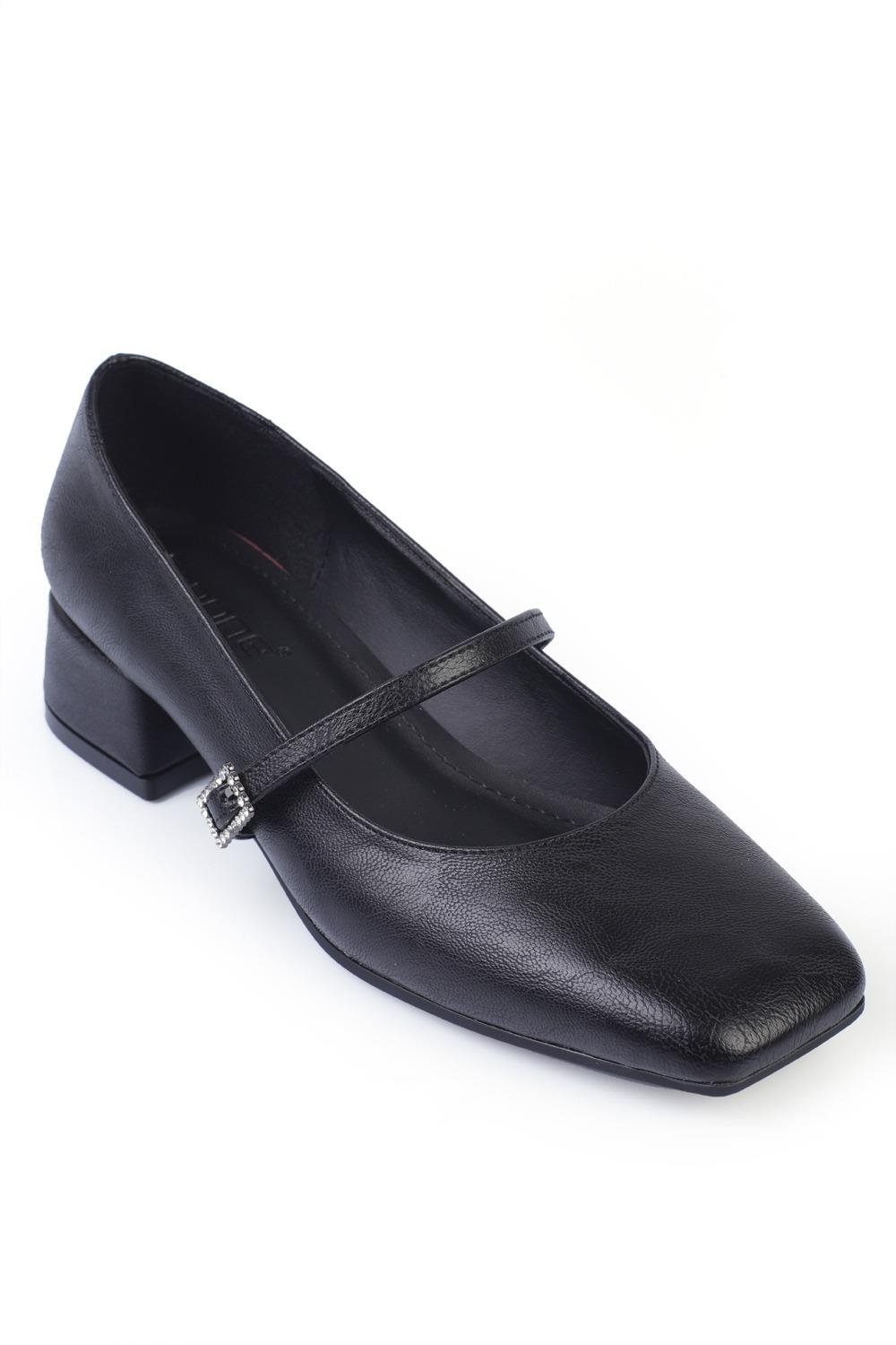 Capone Outfitters M115 Women Black Heeled