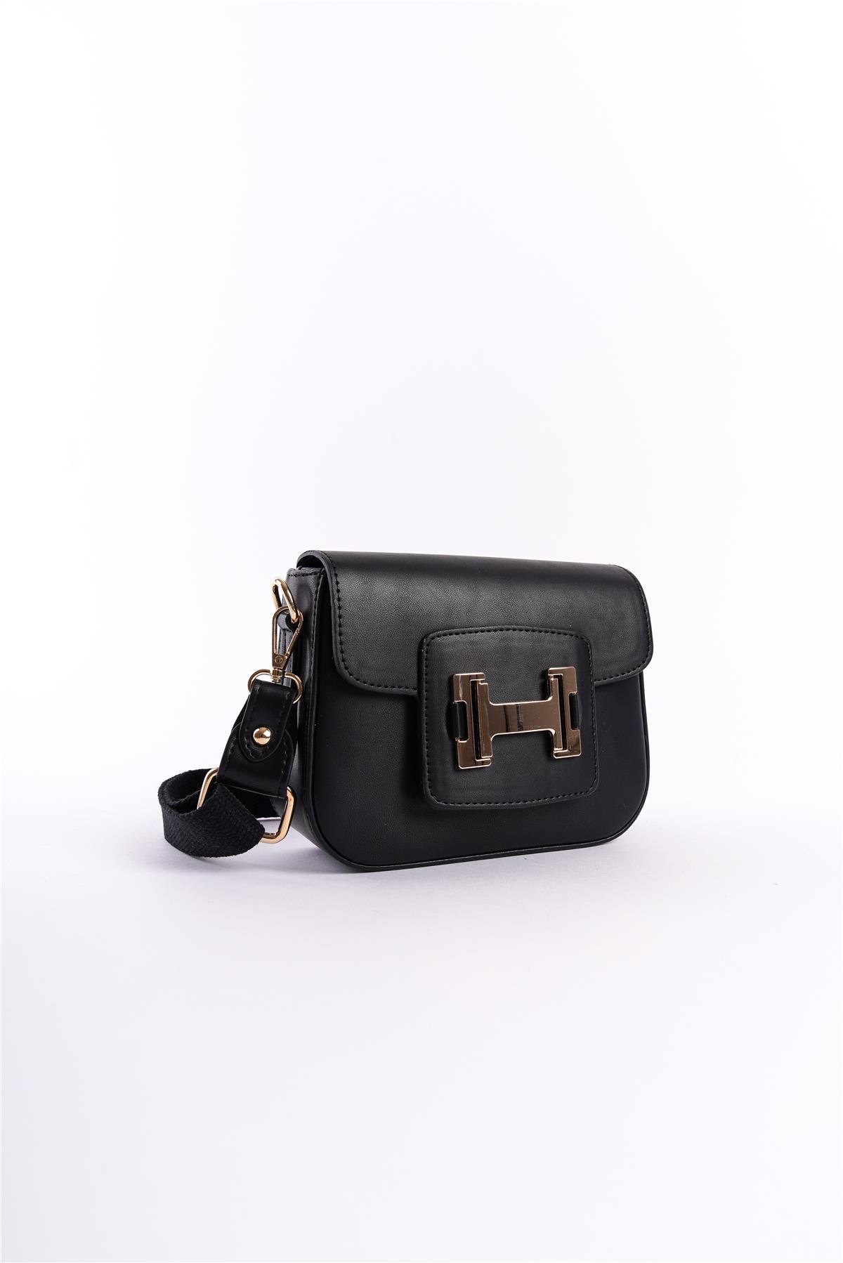 Capone Outfitters MRA01 Women Black Crossbody Bag