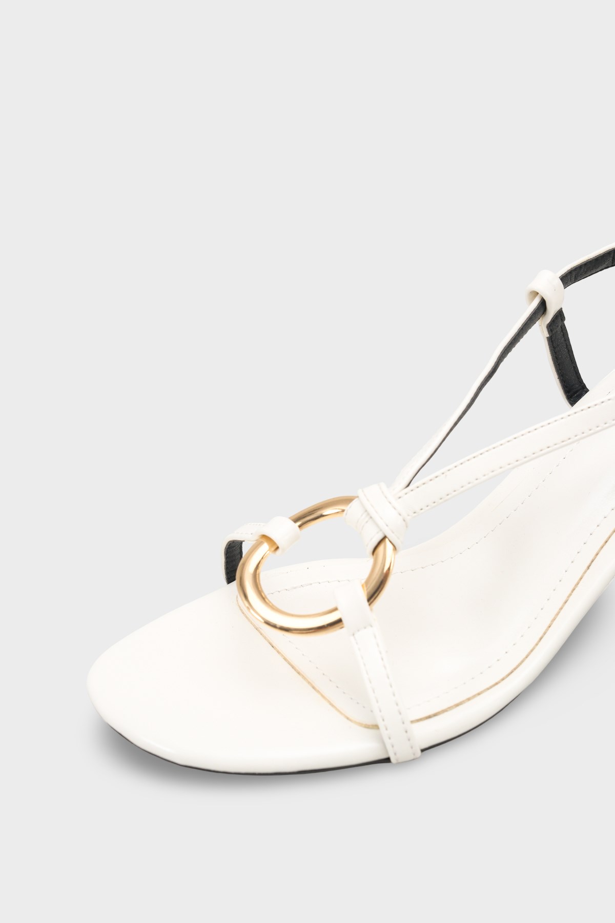 Capone Outfitters T109 Women Pearl Sandal