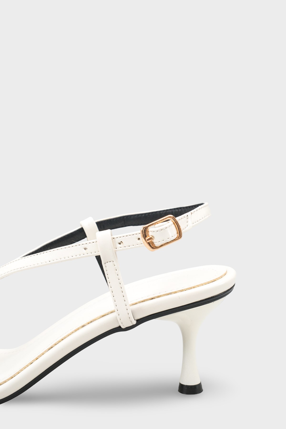Capone Outfitters T109 Women Pearl Sandal