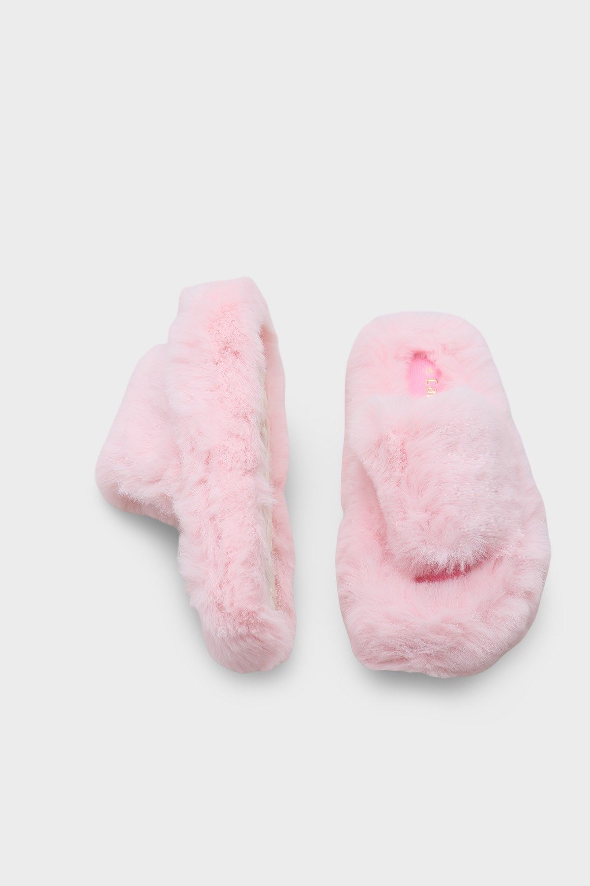 Capone Outfitters Women Powder Plush Wool Lined Indoor Slippers