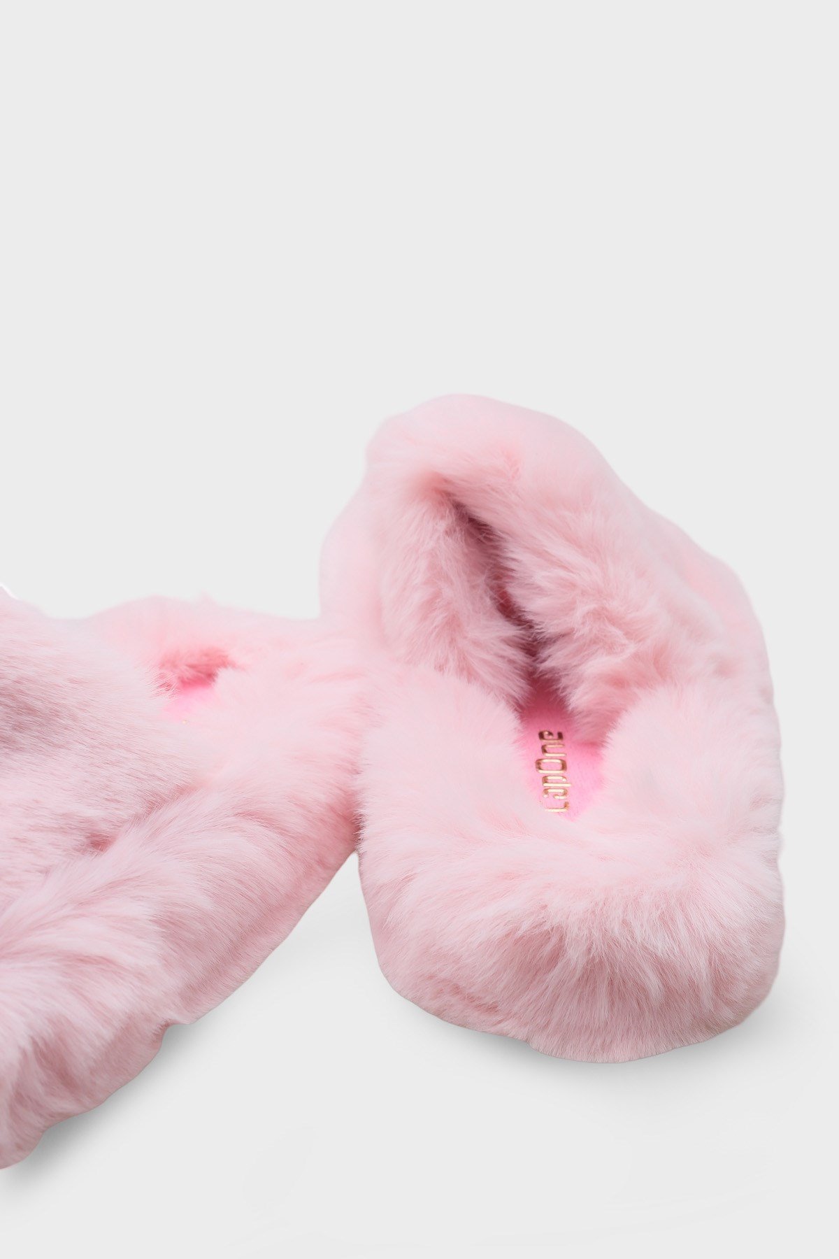 Capone Outfitters Women Powder Plush Wool Lined Indoor Slippers