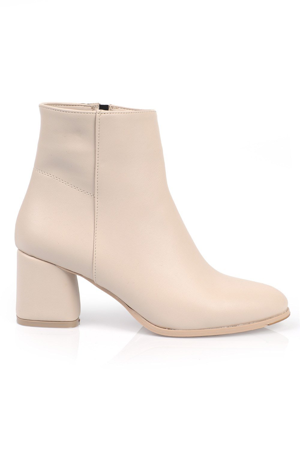 Capone Oval Toe Ankle Height Side Zipper Heeled Woman Boots