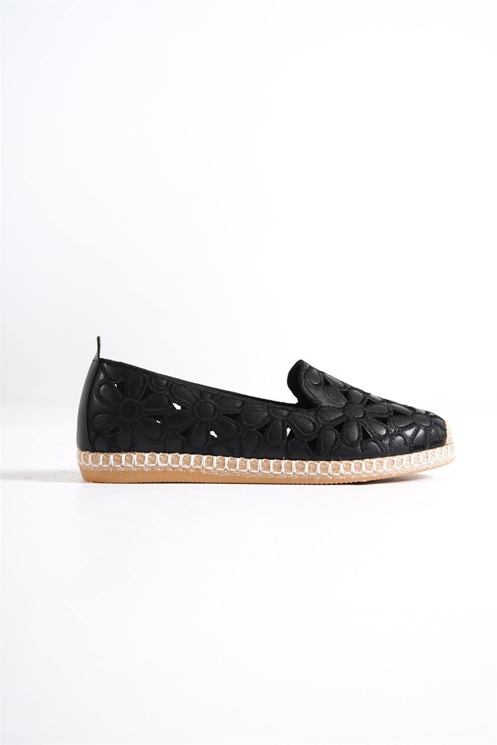 Capone Oval Toe Flower Pattern Woman Slip On Espadrille