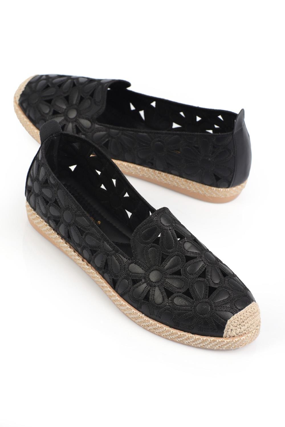 Capone Oval Toe Flower Pattern Woman Slip On Espadrille