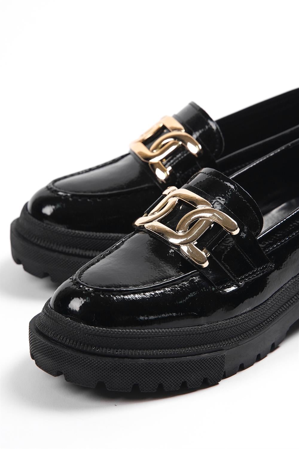 Capone Oval Toe Metal Accessory Track Sole Crinkly Patent Woman Loafer