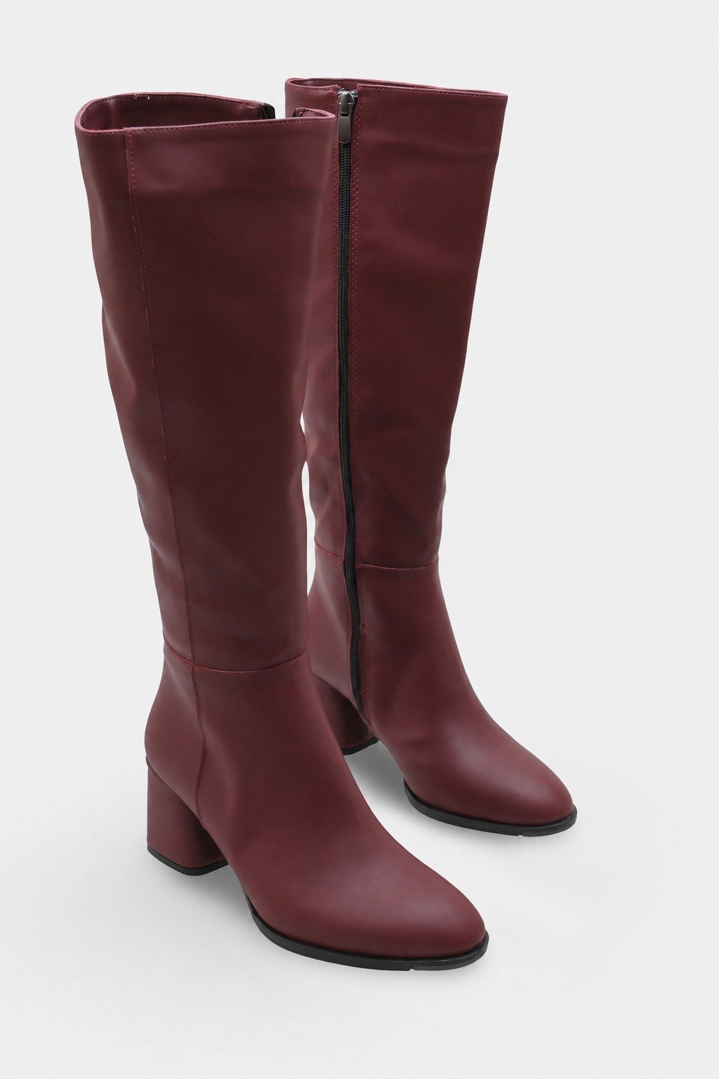 Capone Oval Toe Side Zipper Heeled Woman Boots