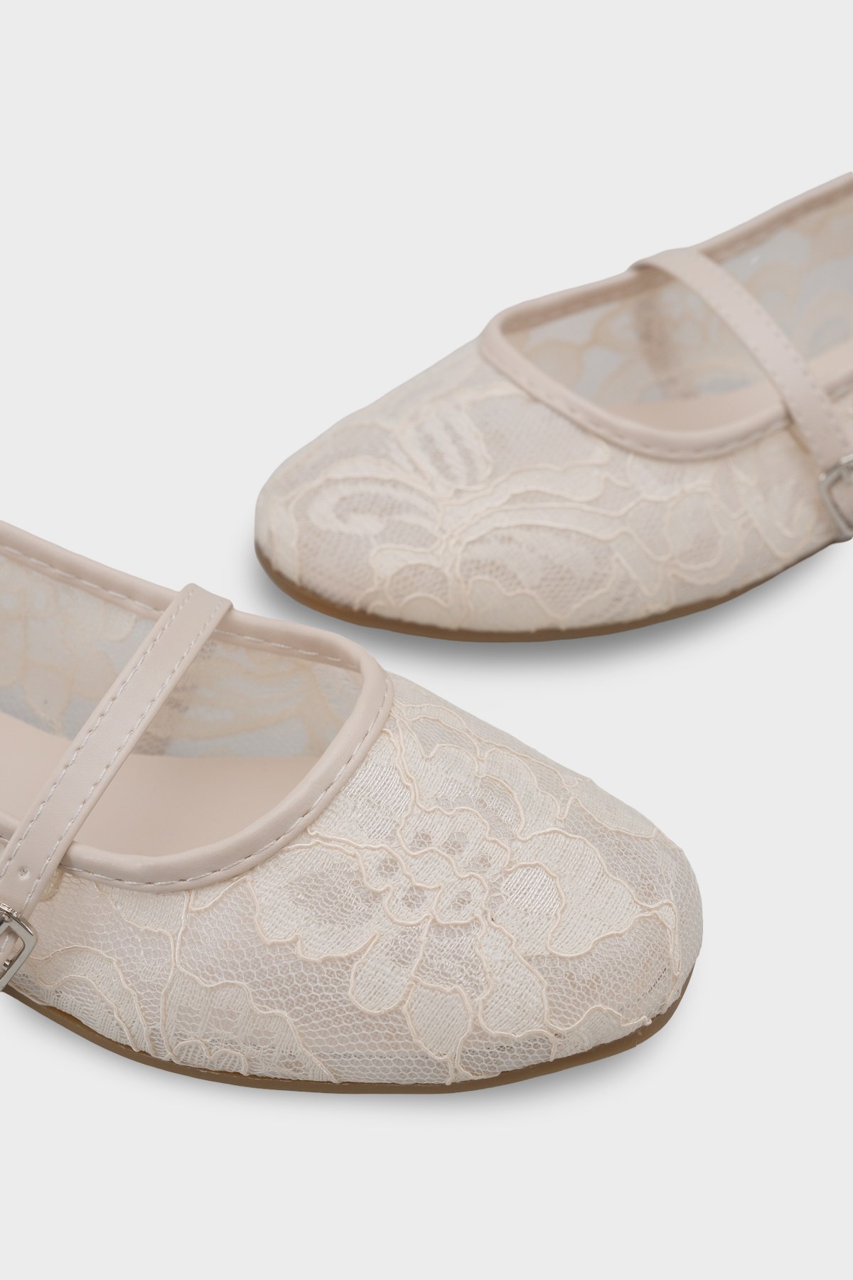 Capone Pennie Lace Mesh Embroidered Women Beige Ballet Flat