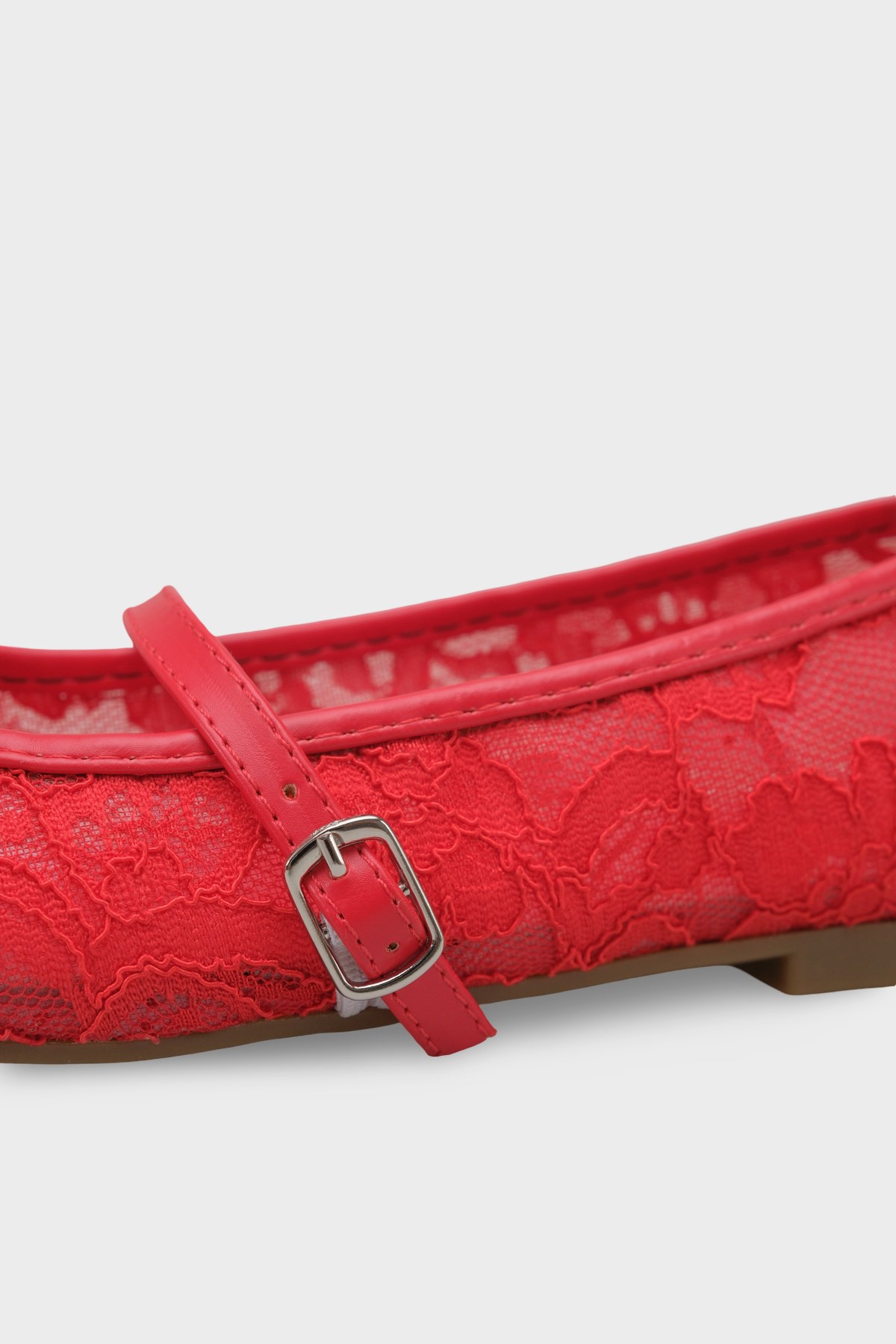 Capone Pennie Lace Mesh Embroidered Women Red Ballet Flat