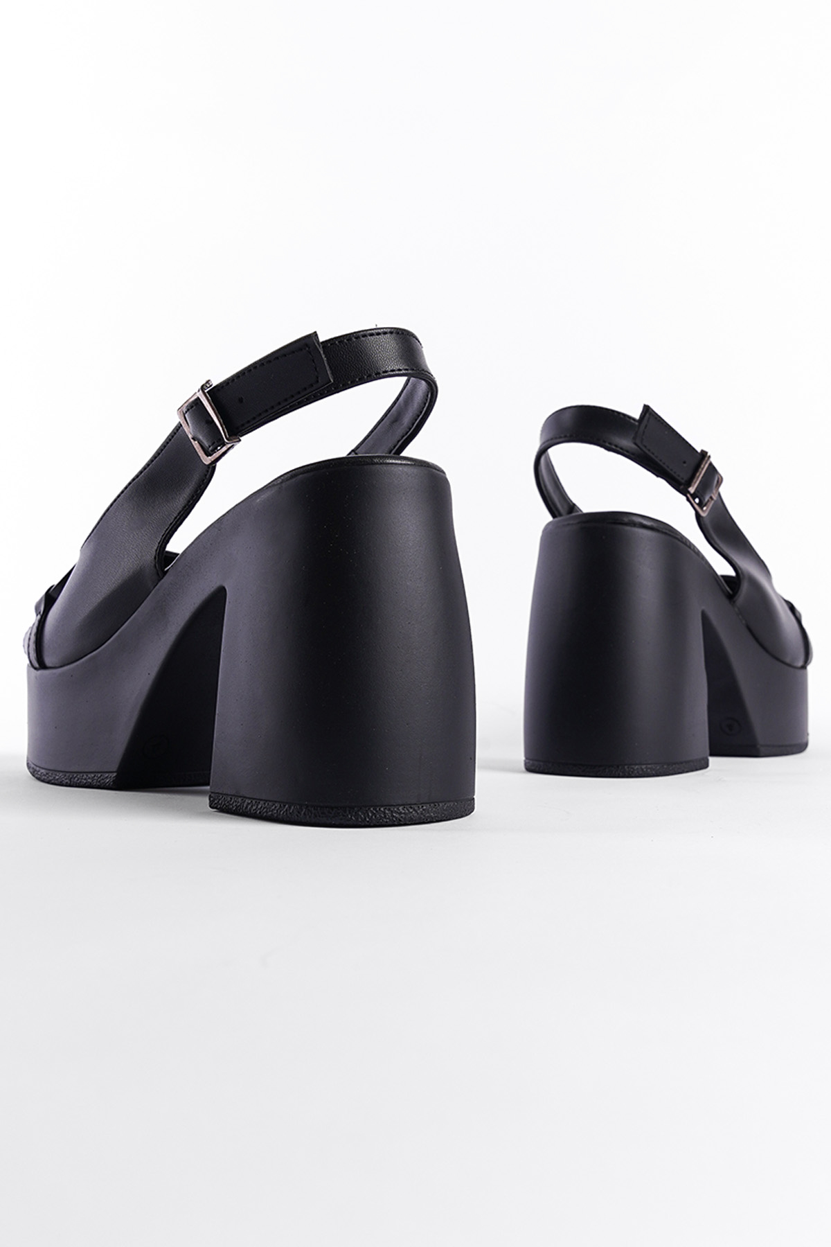 Capone Platform Buckle Single Strap Women Black Sandals