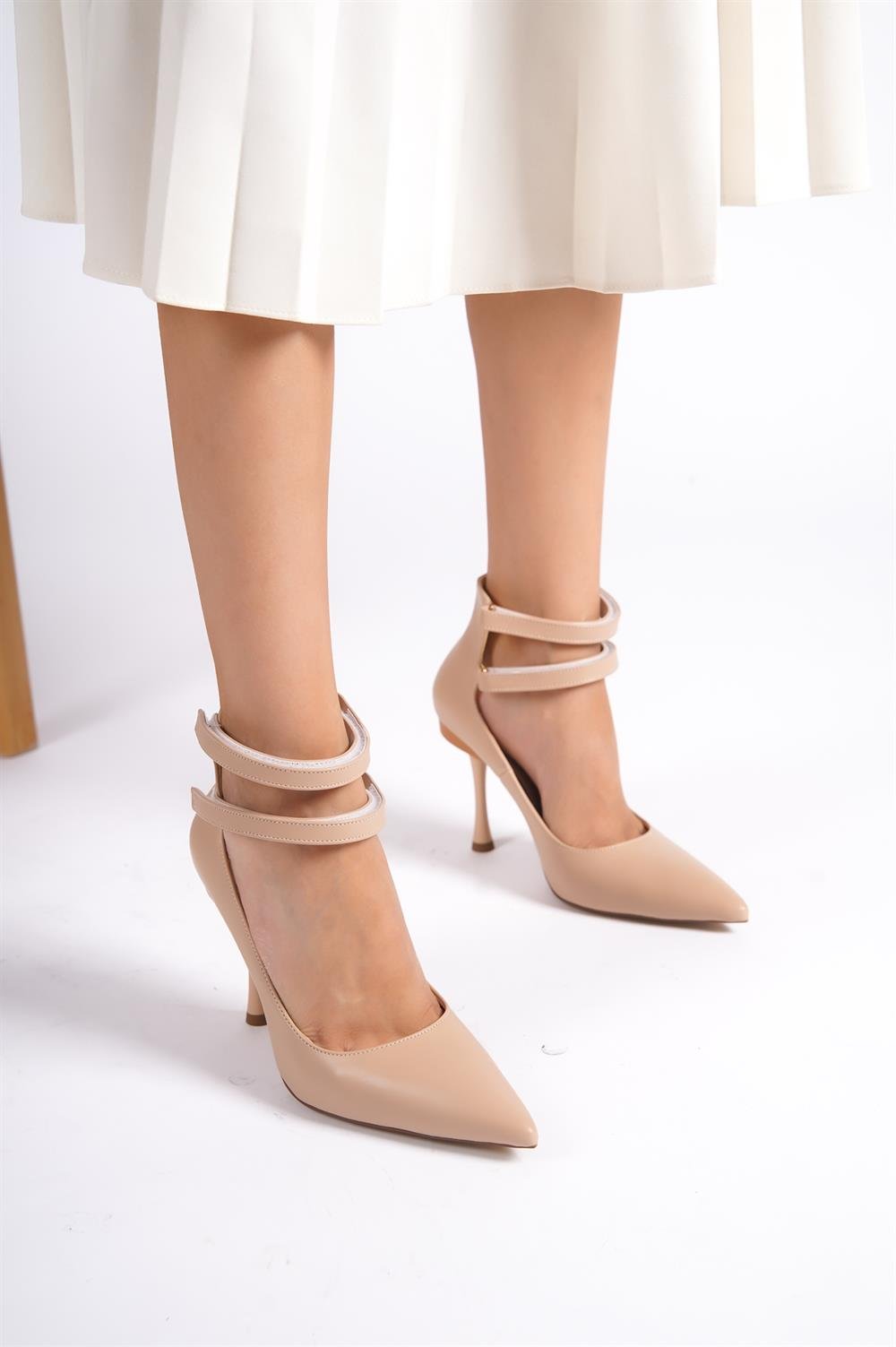 Capone Pointed Toe Ankle Band High Heels Woman Shoes