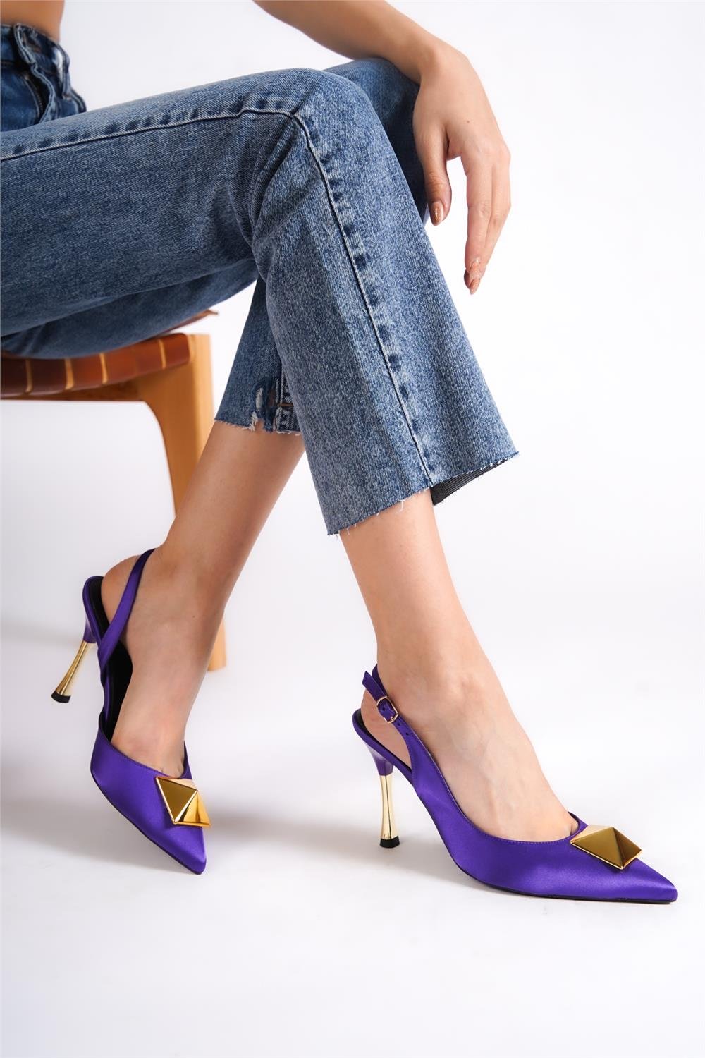 Capone Pointed Toe Big Spike Accessory Slingback Metal Heeled Satin Woman Shoes