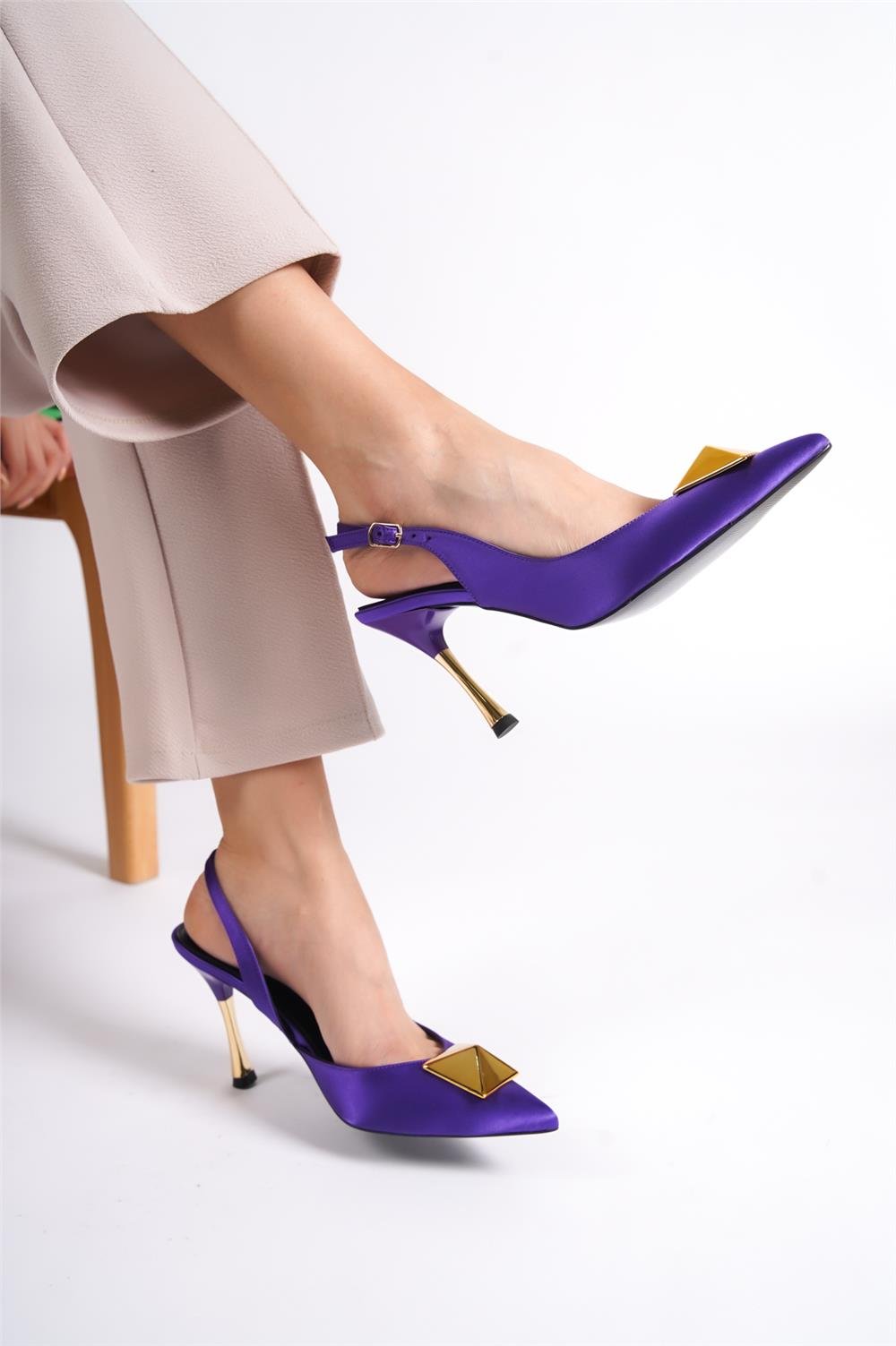 Capone Pointed Toe Big Spike Accessory Slingback Metal Heeled Satin Woman Shoes