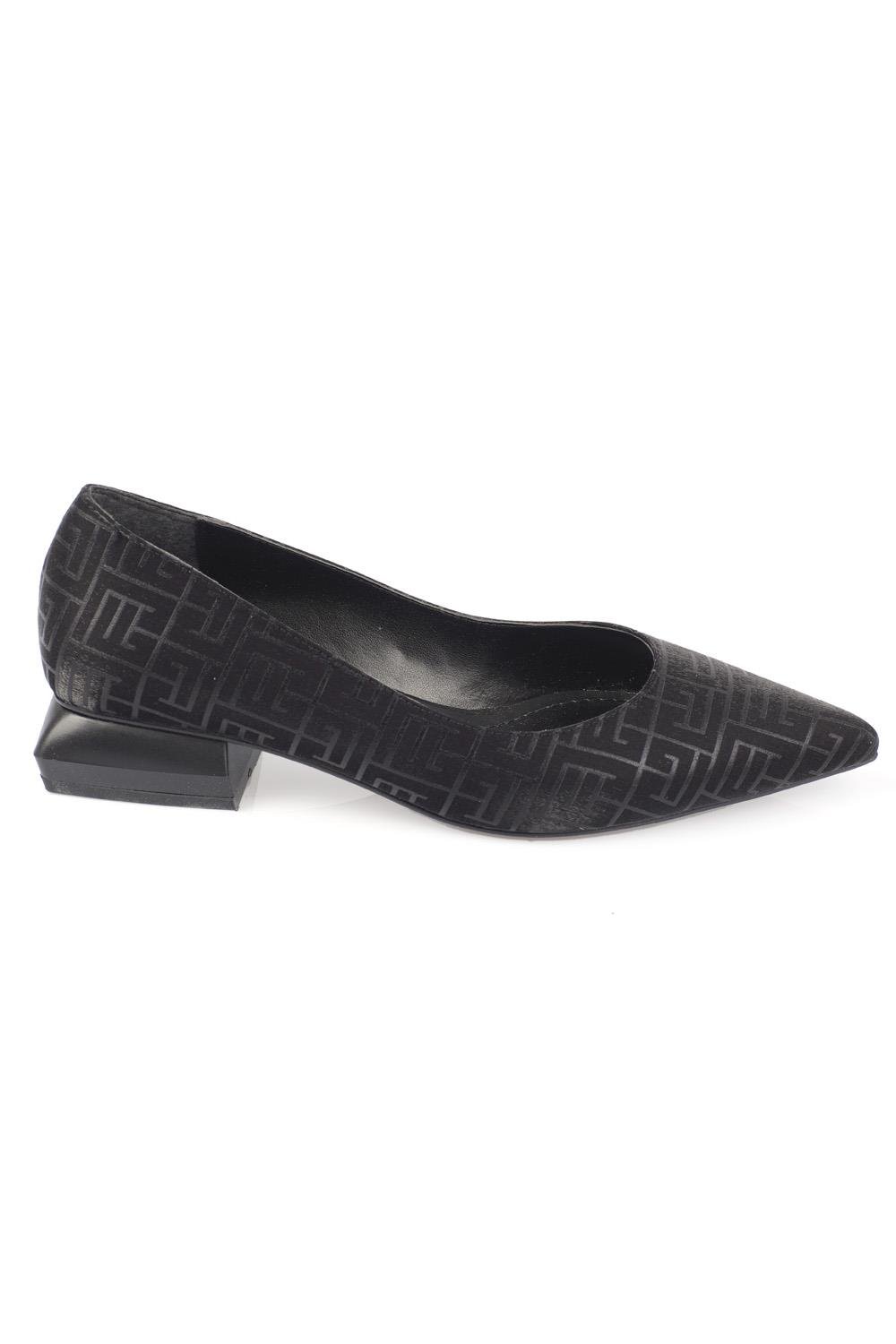 Capone Pointed Toe Labyrinth Pattern Satin Low Heel Woman Shoes