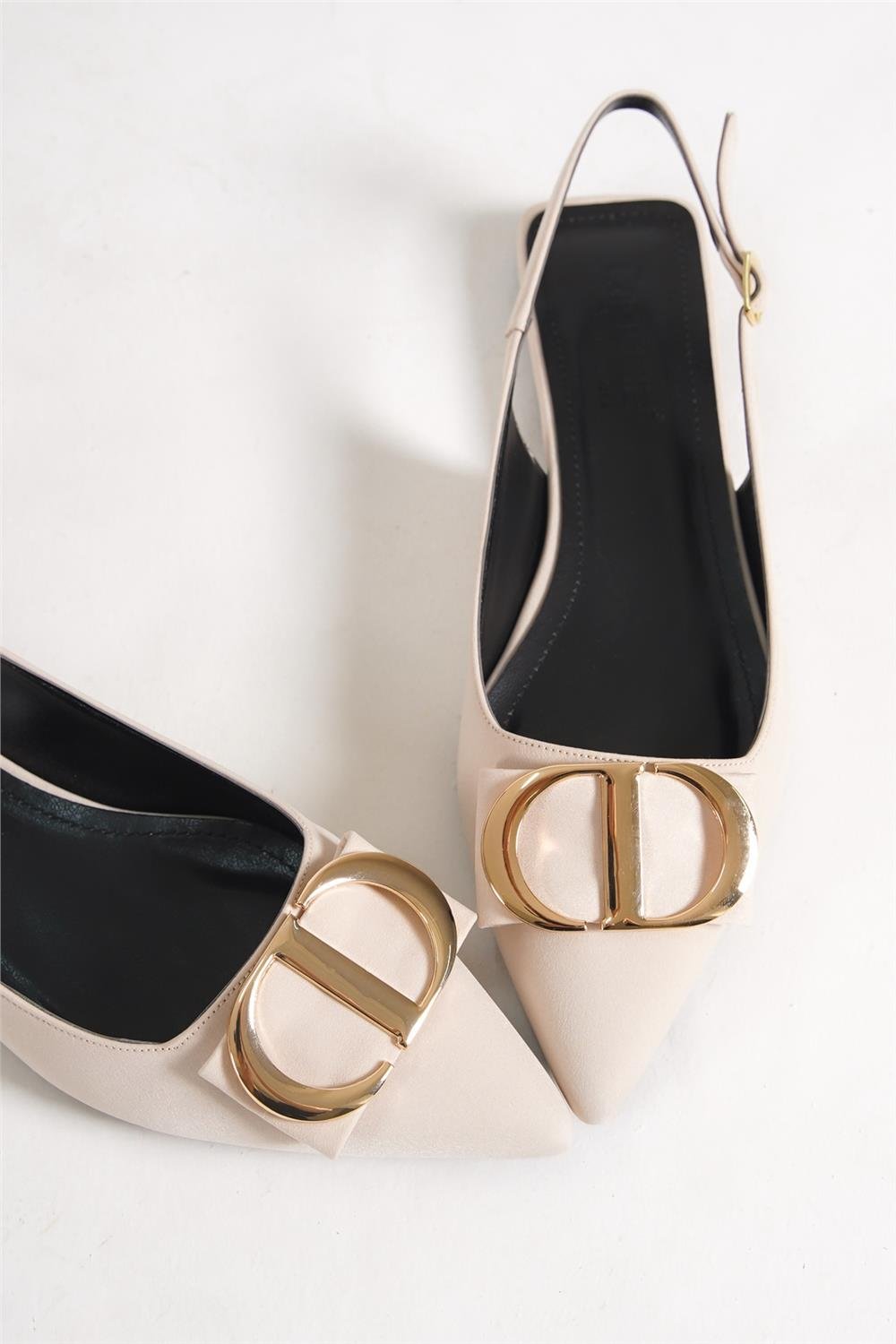 Capone Pointed Toe Metal Detail Accessory Slingback Woman Ballet Flats