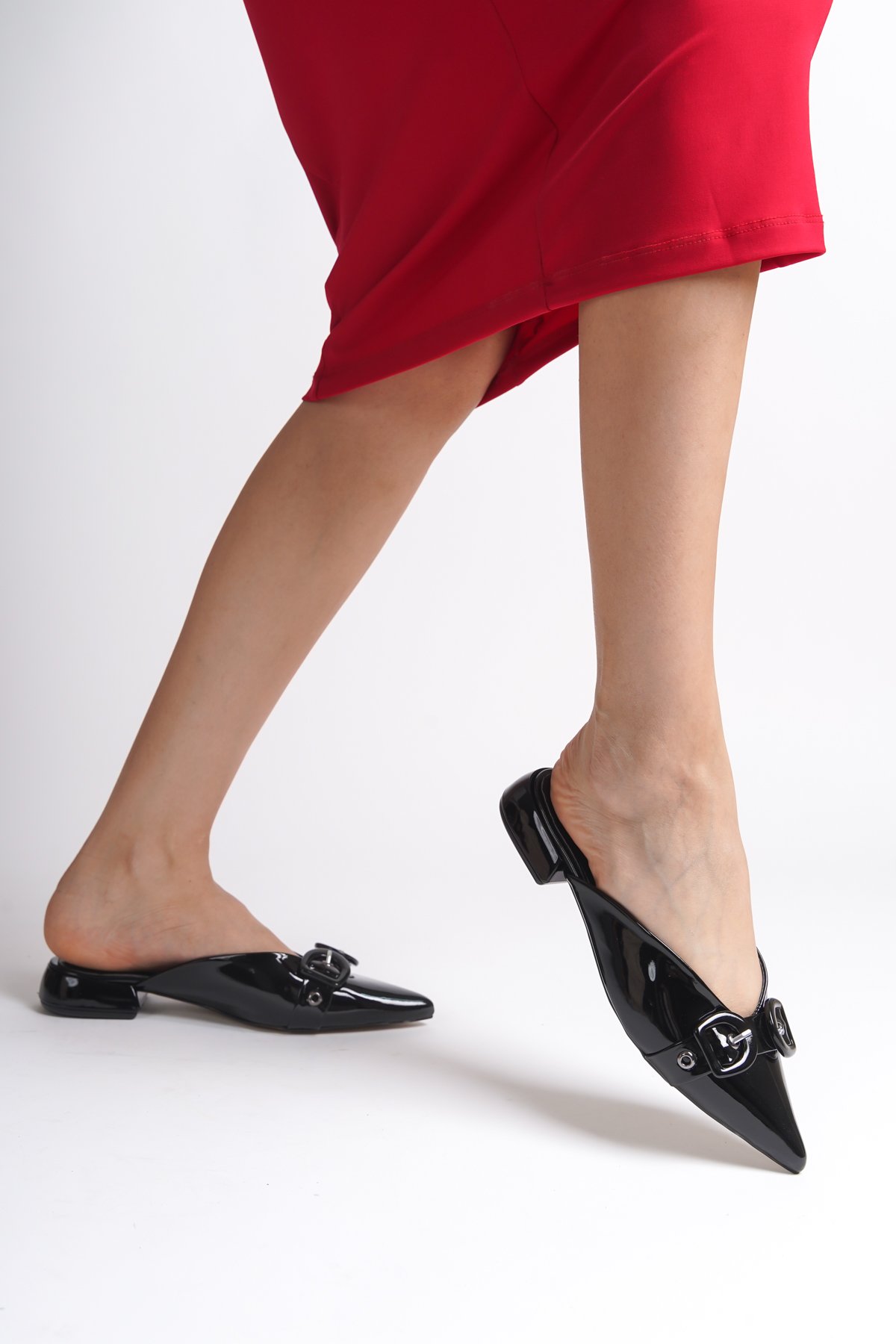 Capone Pointed Toe Short Heeled Double Buckle Closed Women Patent Black Sandals