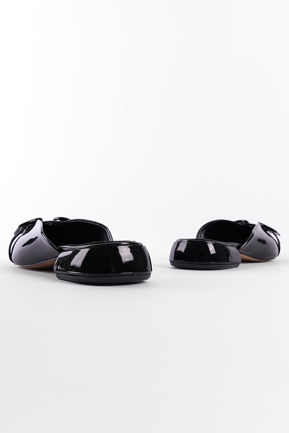 Capone Pointed Toe Short Heeled Double Buckle Closed Women Patent Black Sandals