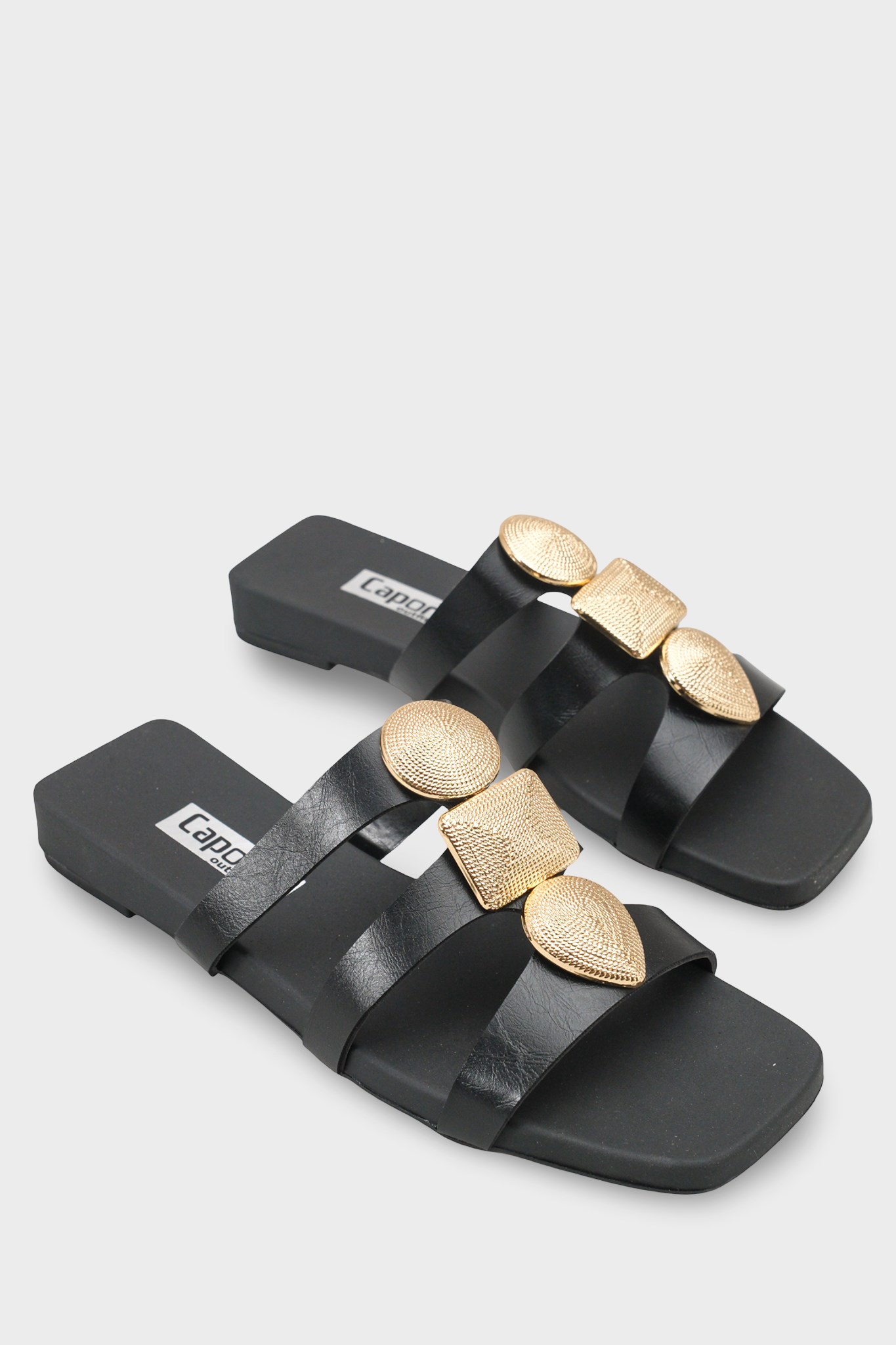 Capone Rebekah Blunt Toe Metal Accessory Short Heeled Comfort Women Black Sandals