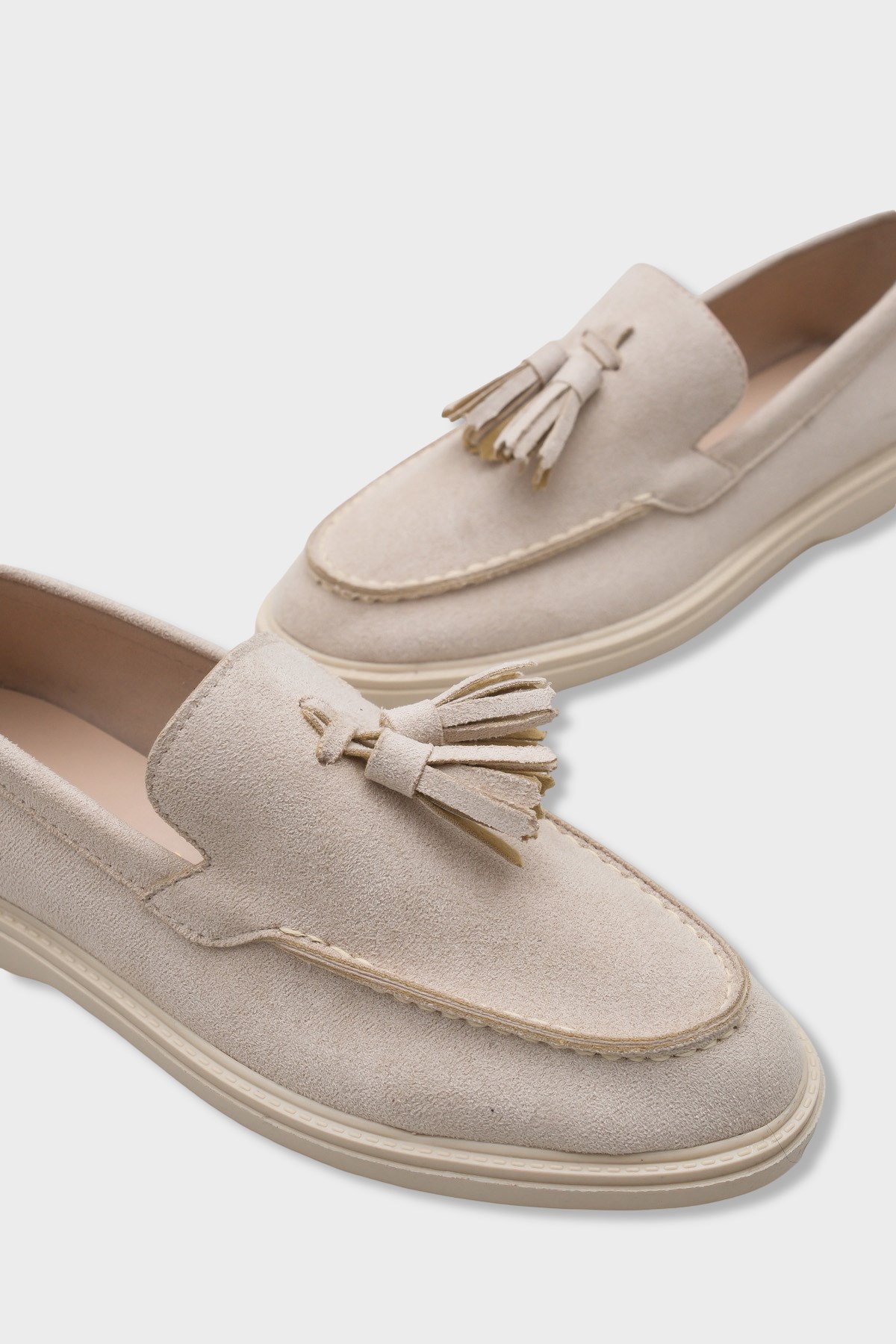 Capone Ronnica Women Sued Beige Loafer