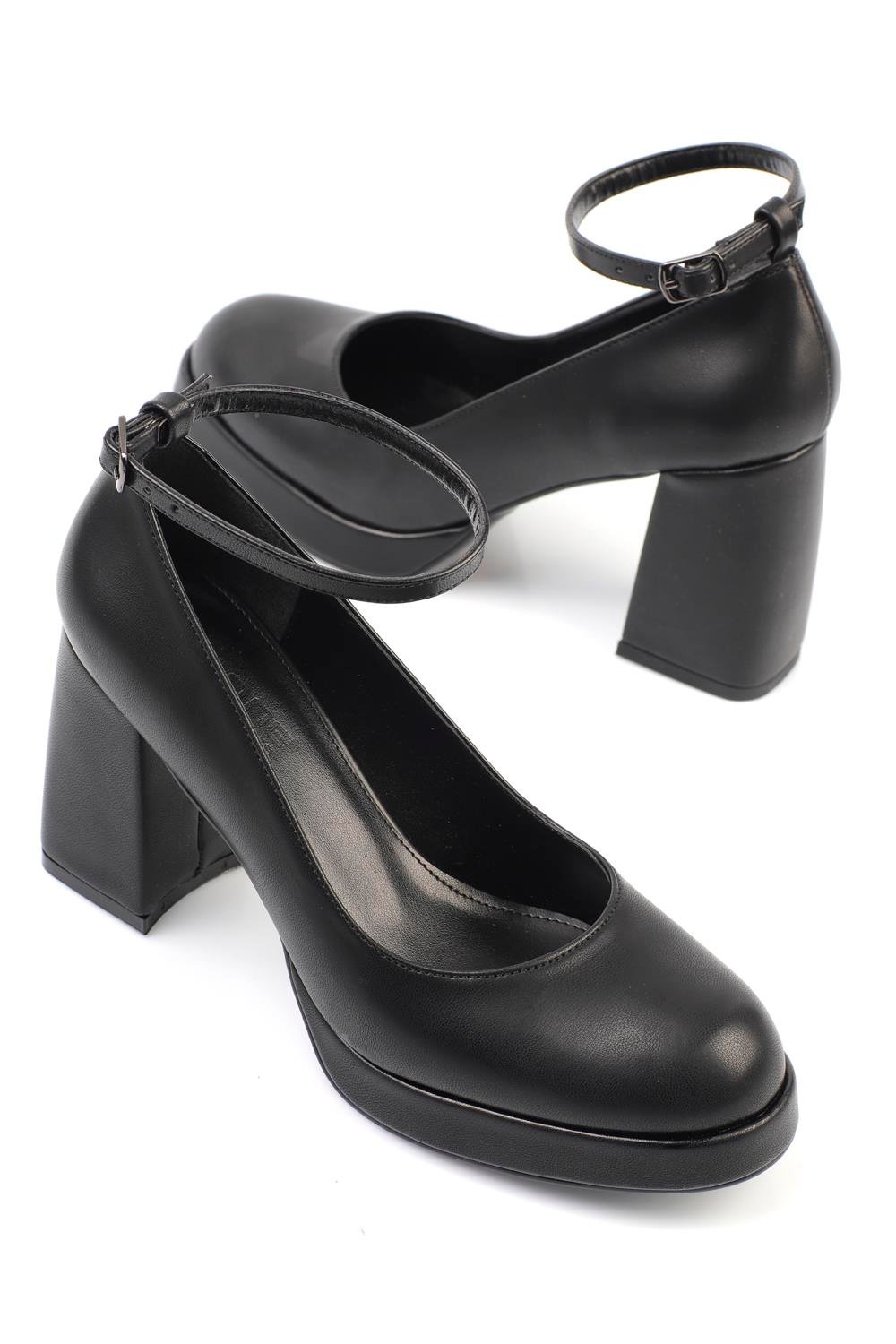 Capone Round Toe Ankle Banded Platform Woman Shoes