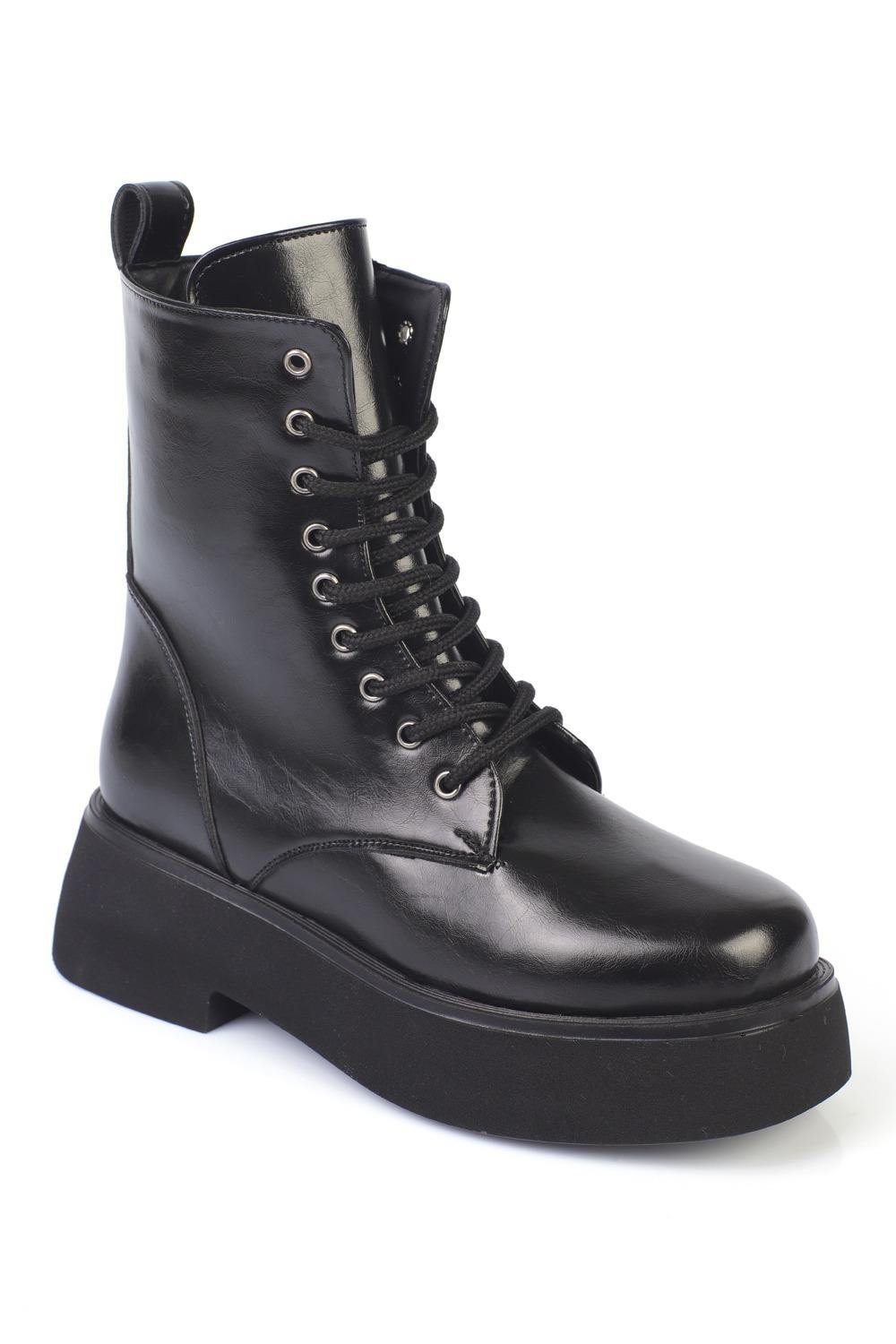 Capone Round Toe Side Zipper Track Sole Woman Boots